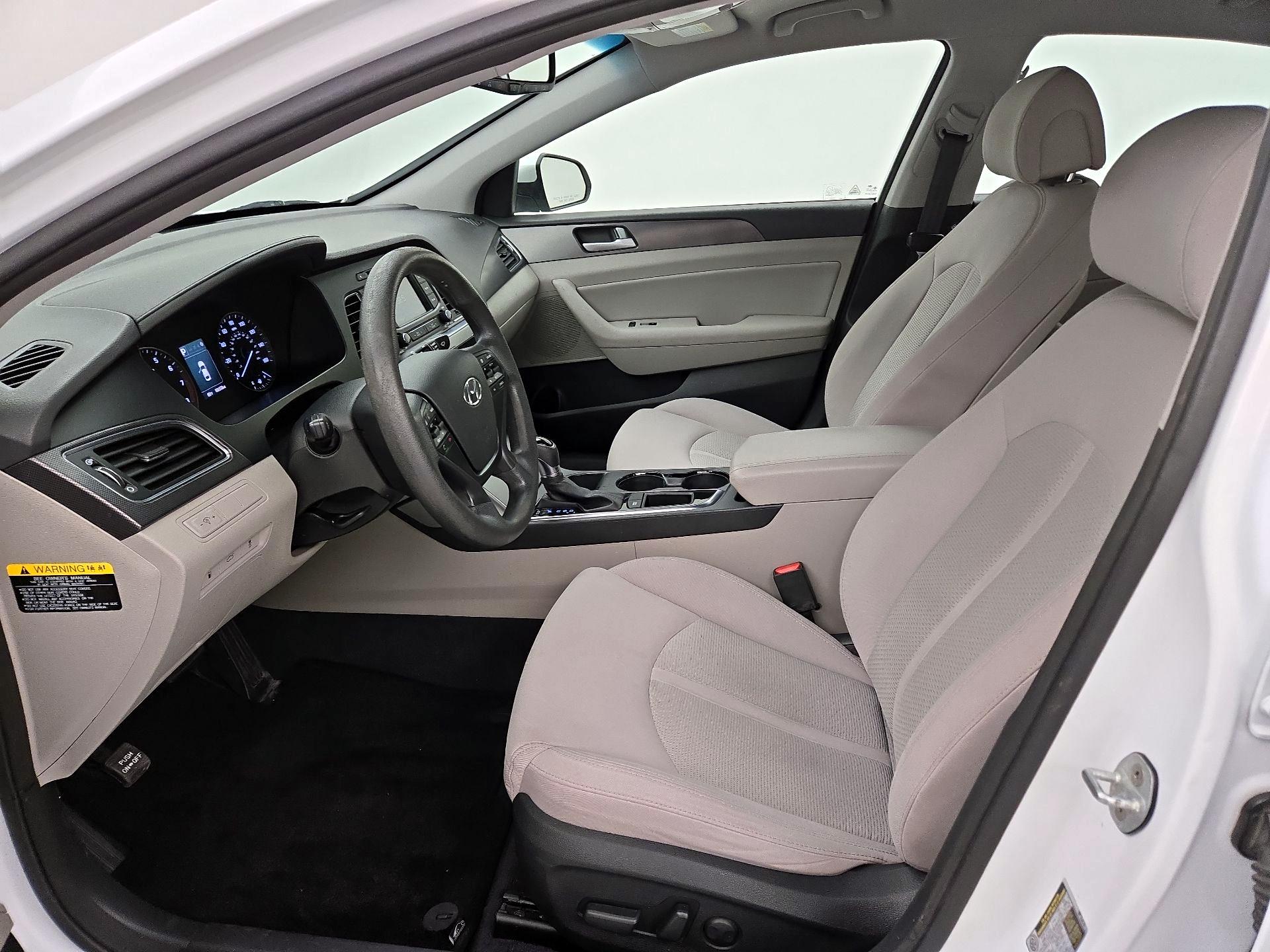 Thumbnail: 2015 Hyundai Sonata - 11