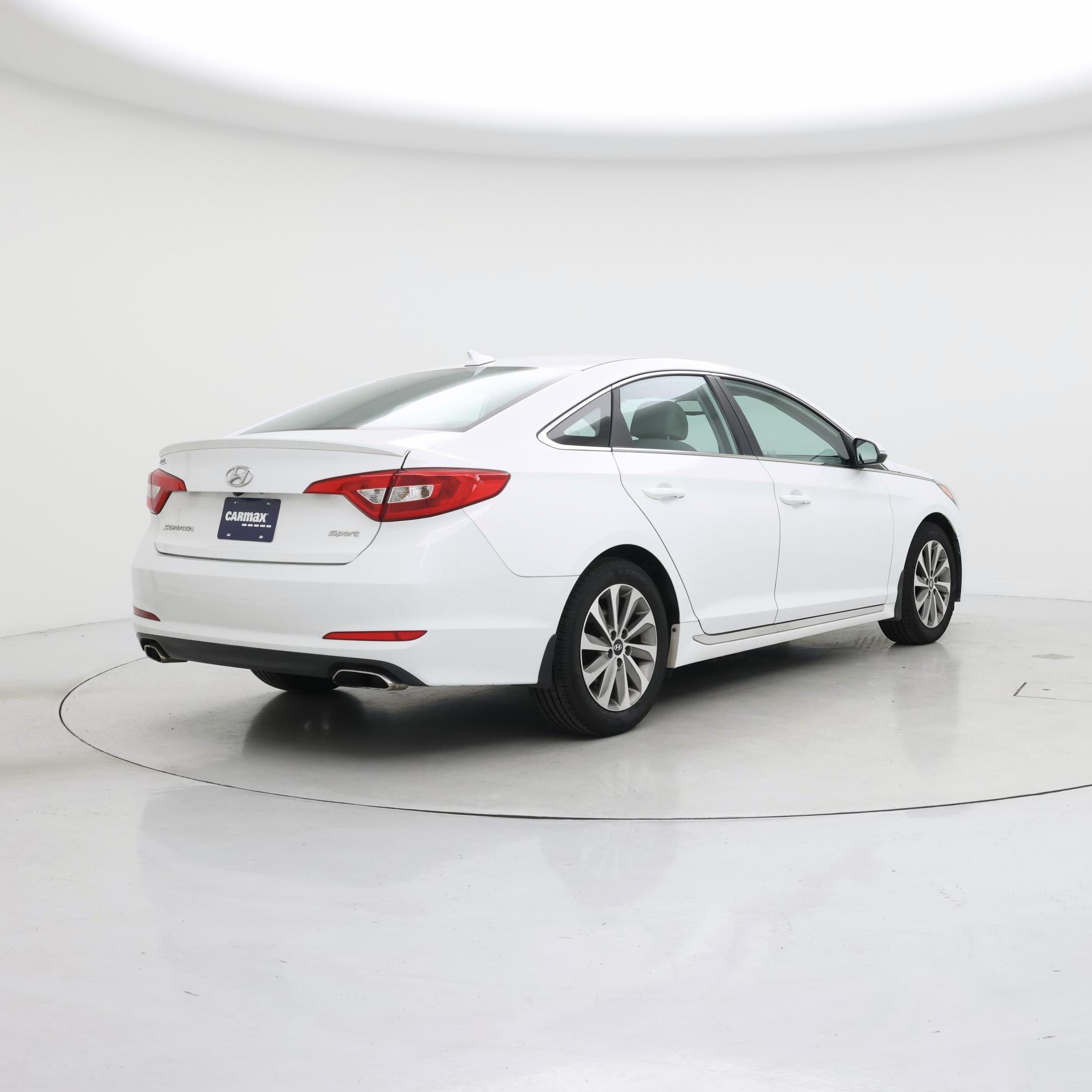 Thumbnail: 2015 Hyundai Sonata - 8