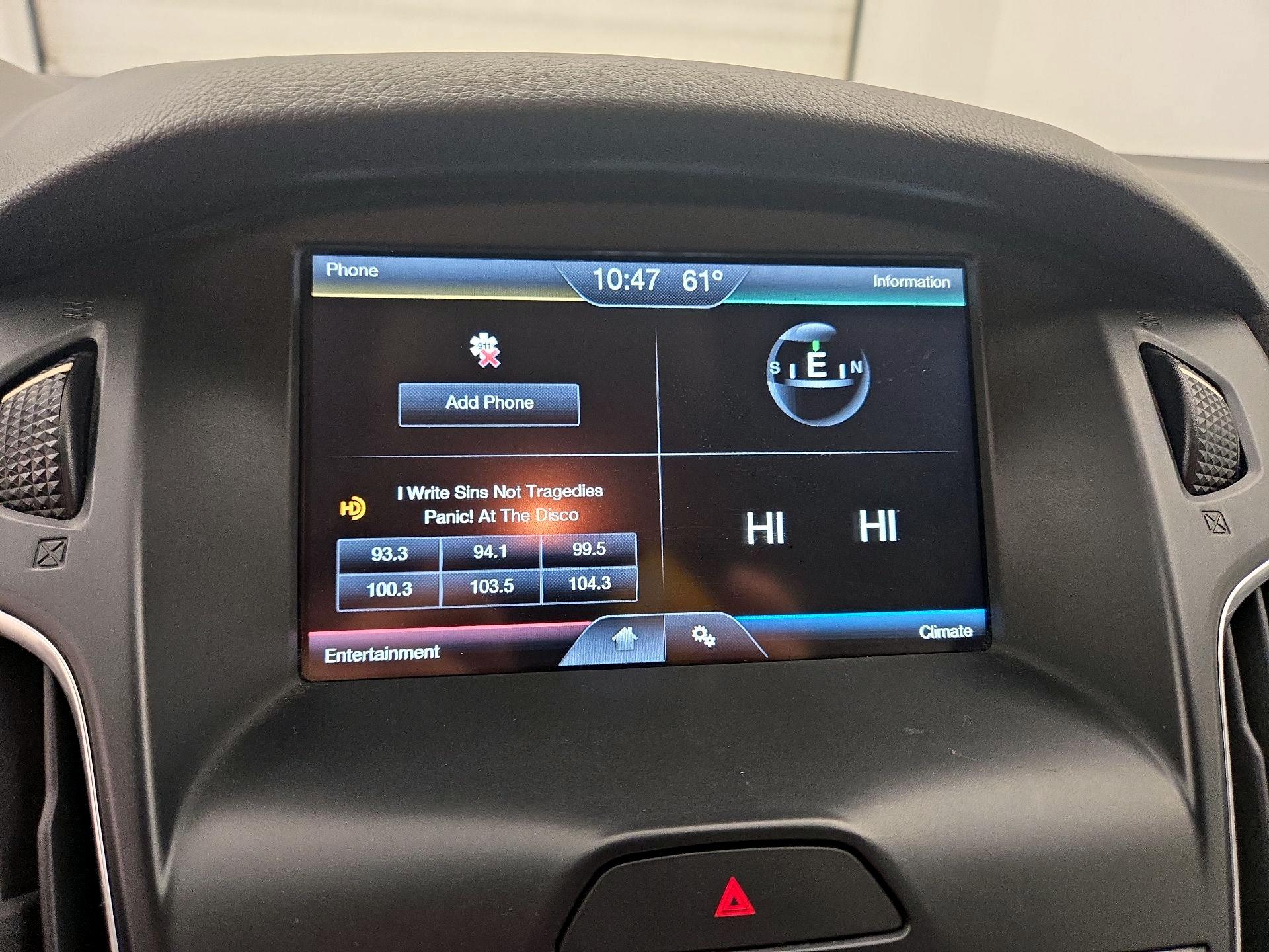 Thumbnail: 2015 Ford Focus - 15