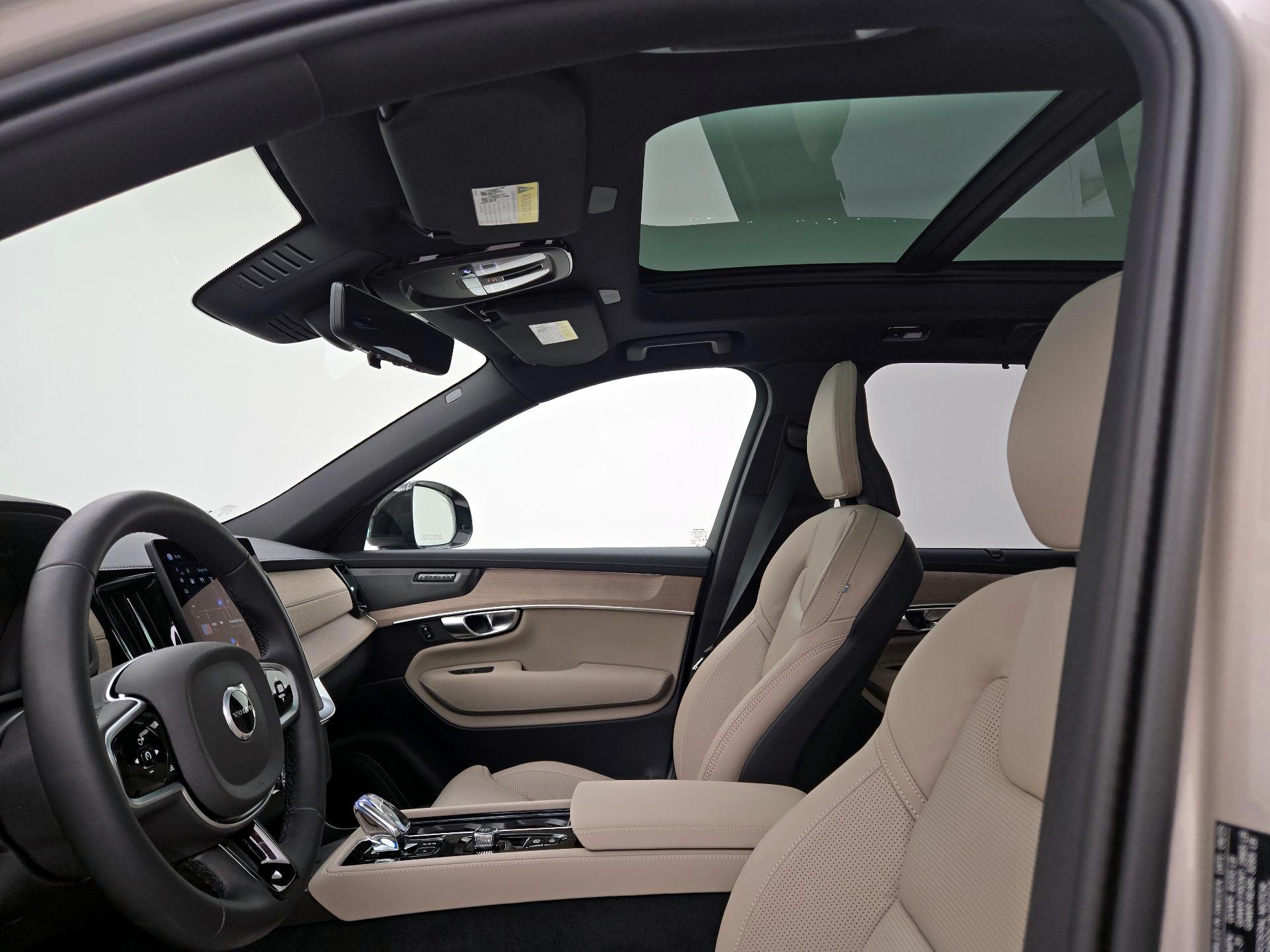 Thumbnail: 2026 Volvo XC90 - 20