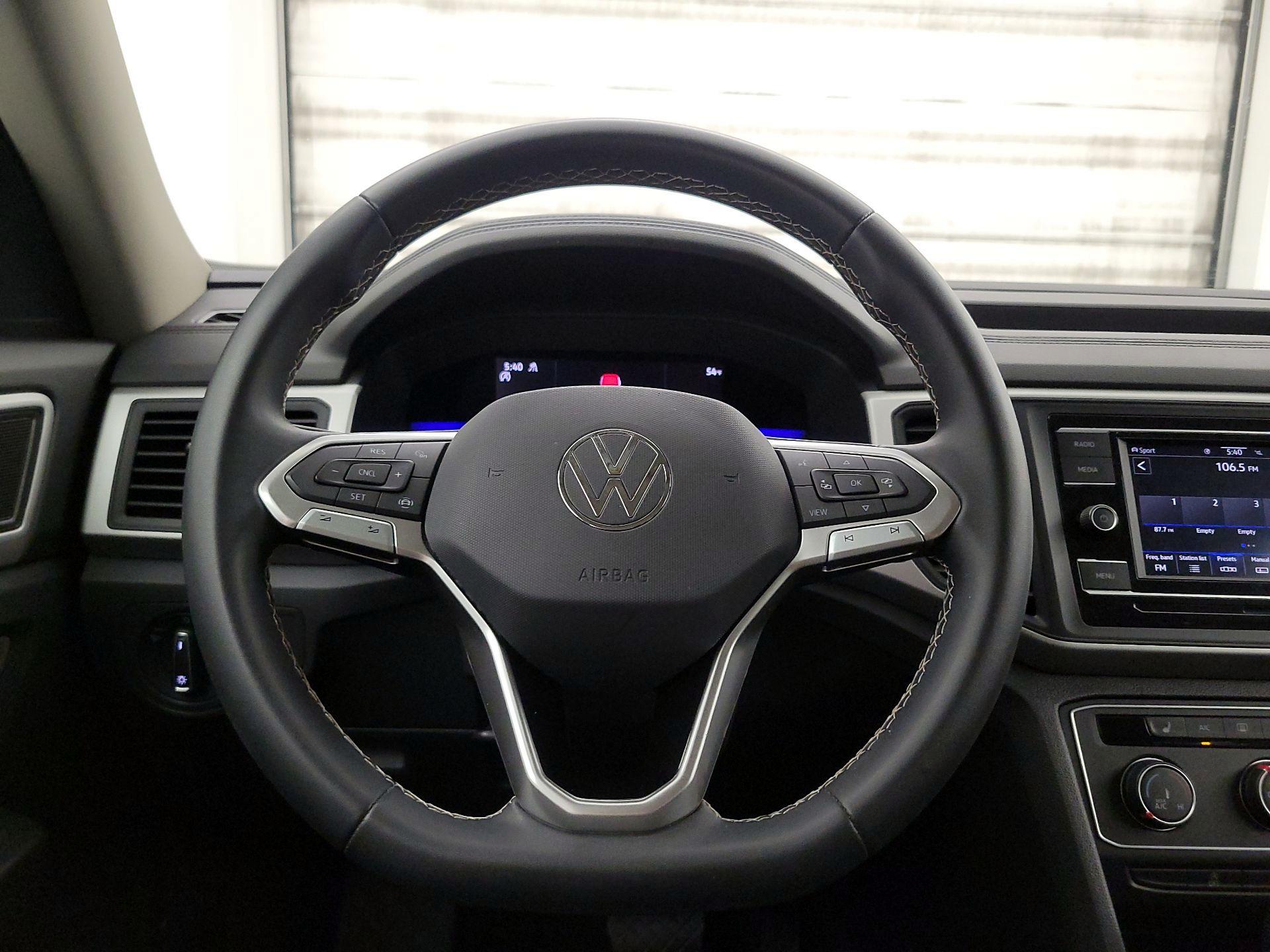 Thumbnail: 2023 Volkswagen Atlas - 10