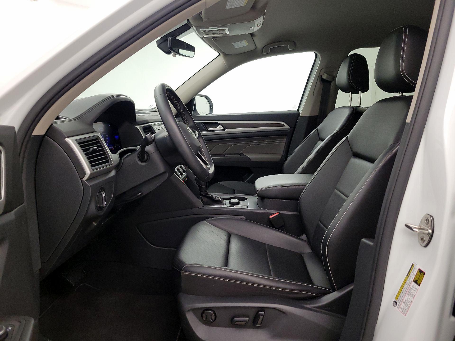 Thumbnail: 2023 Volkswagen Atlas - 11