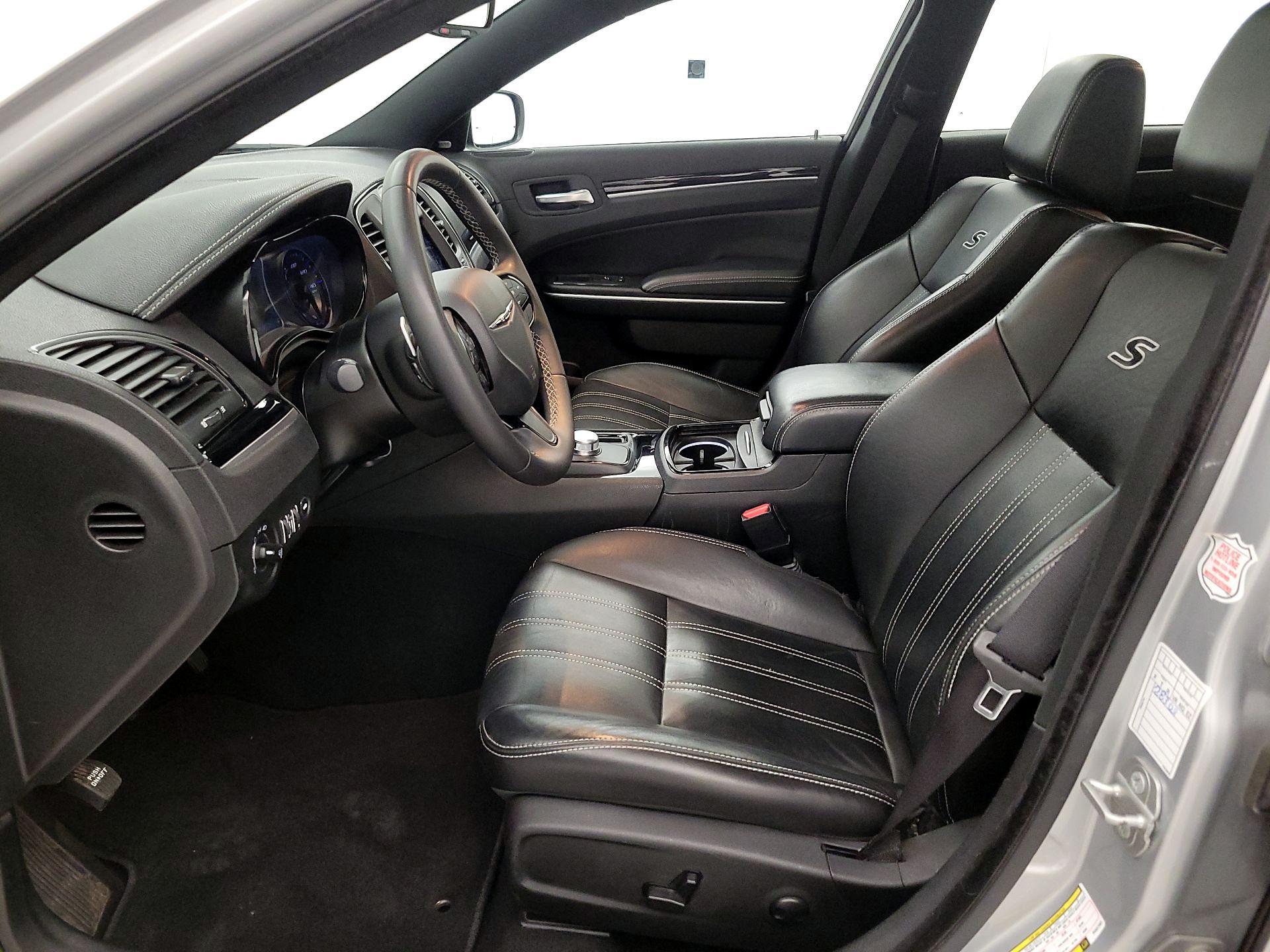 Thumbnail: 2023 Chrysler 300 - 11