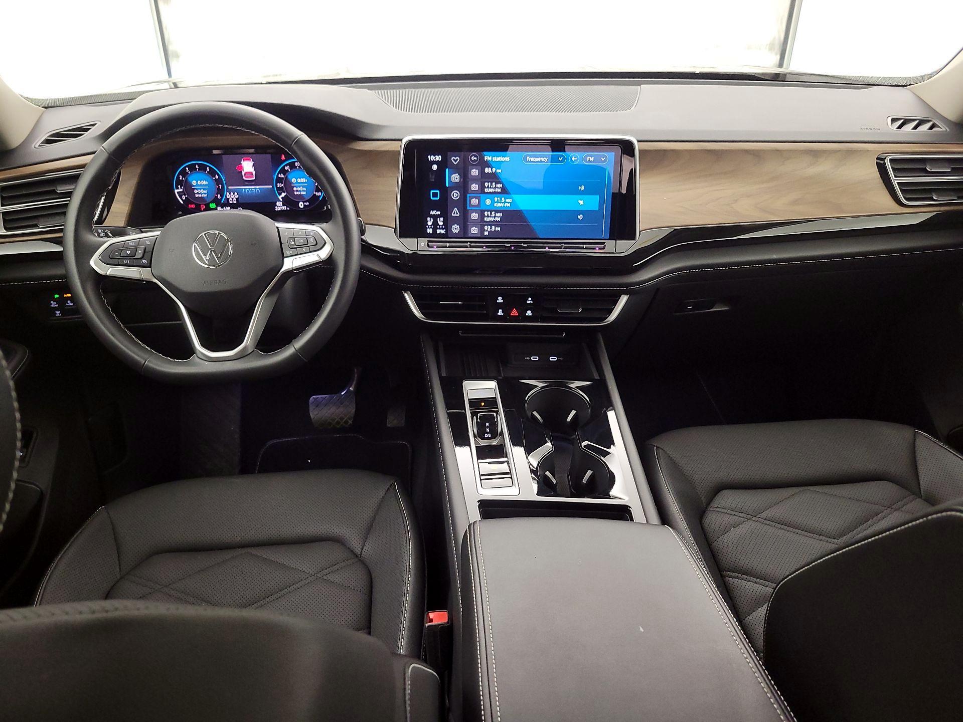 Thumbnail: 2025 Volkswagen Atlas - 9