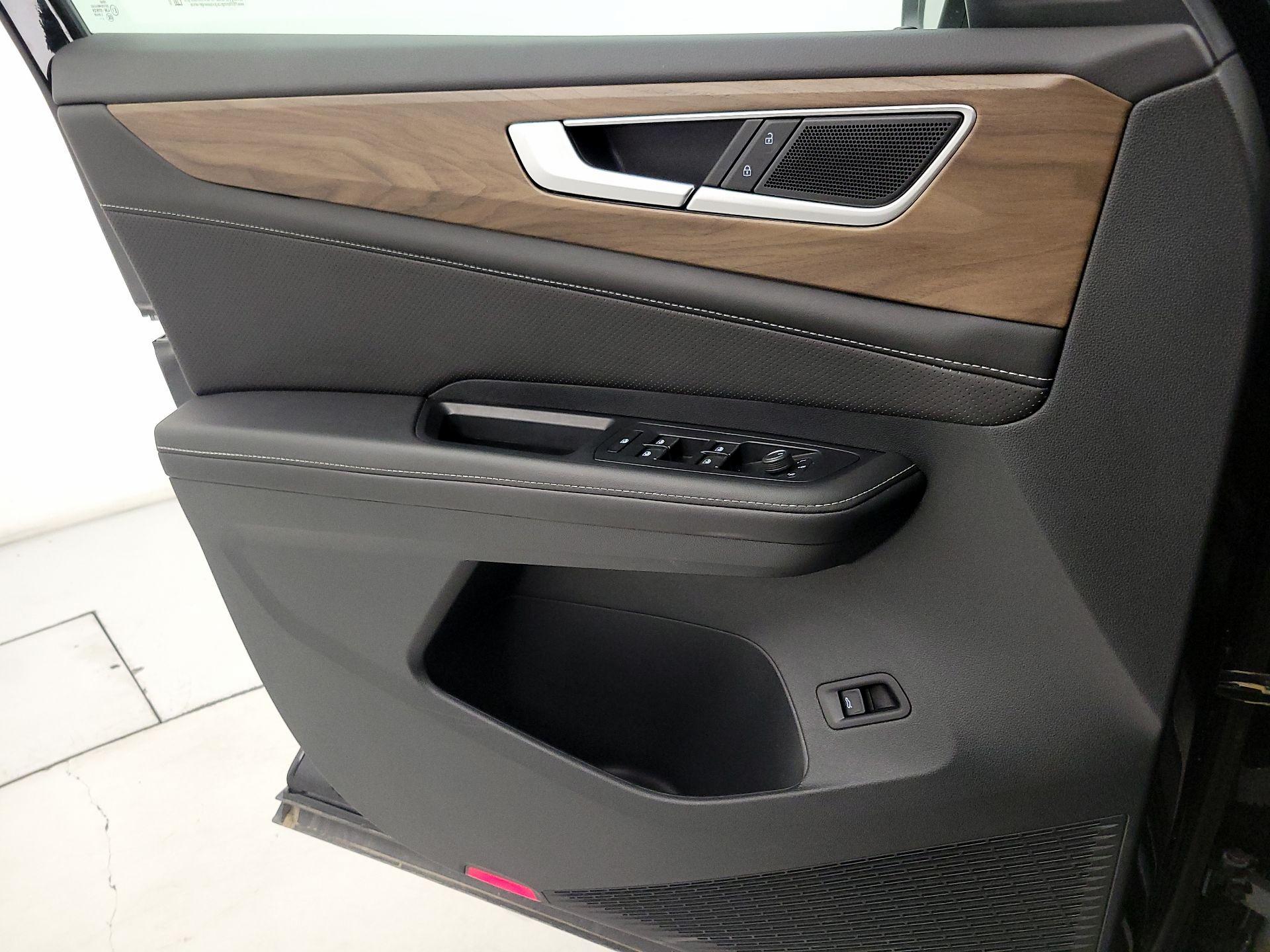 Thumbnail: 2025 Volkswagen Atlas - 12