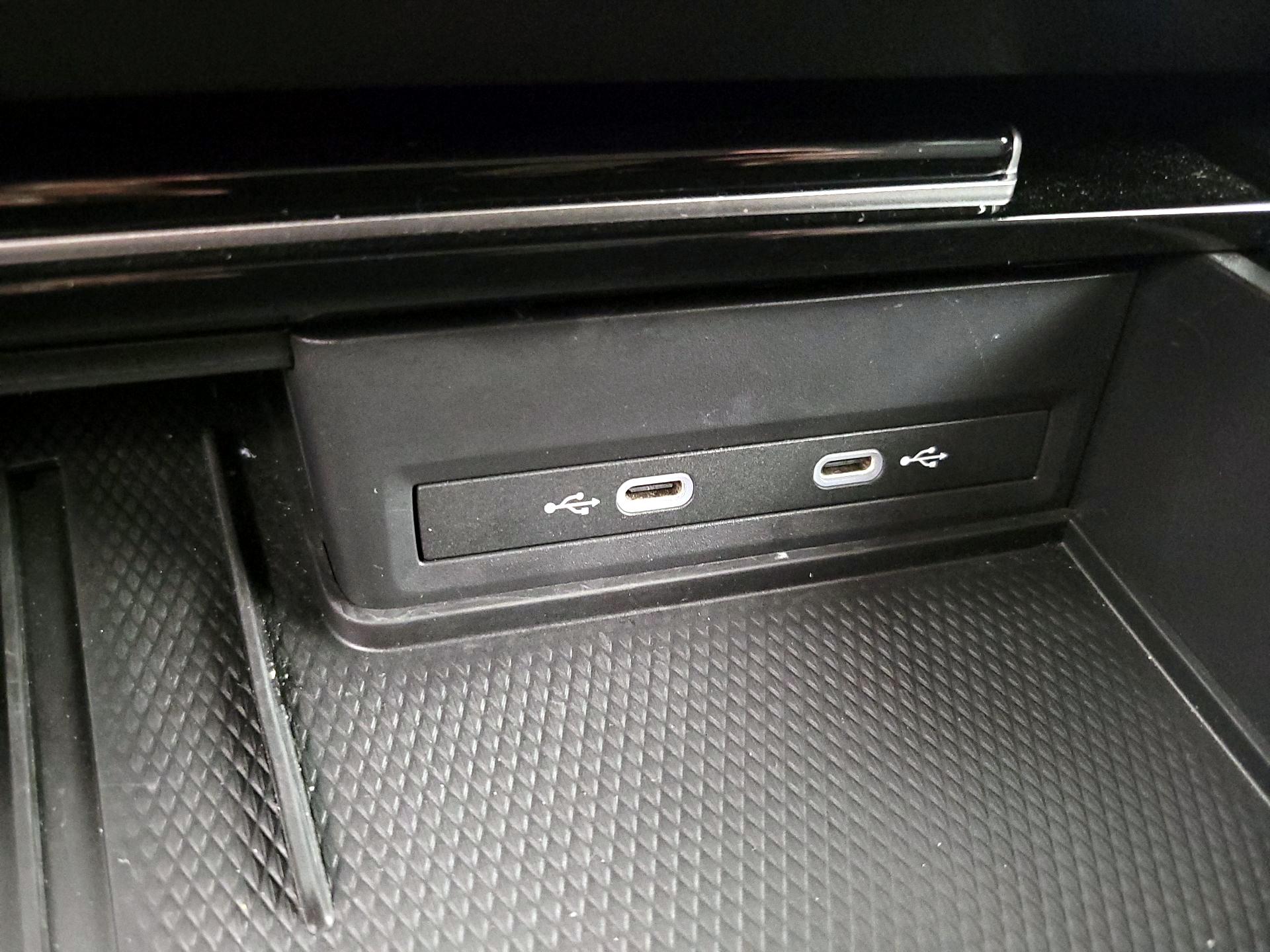 Thumbnail: 2025 Volkswagen Atlas - 18