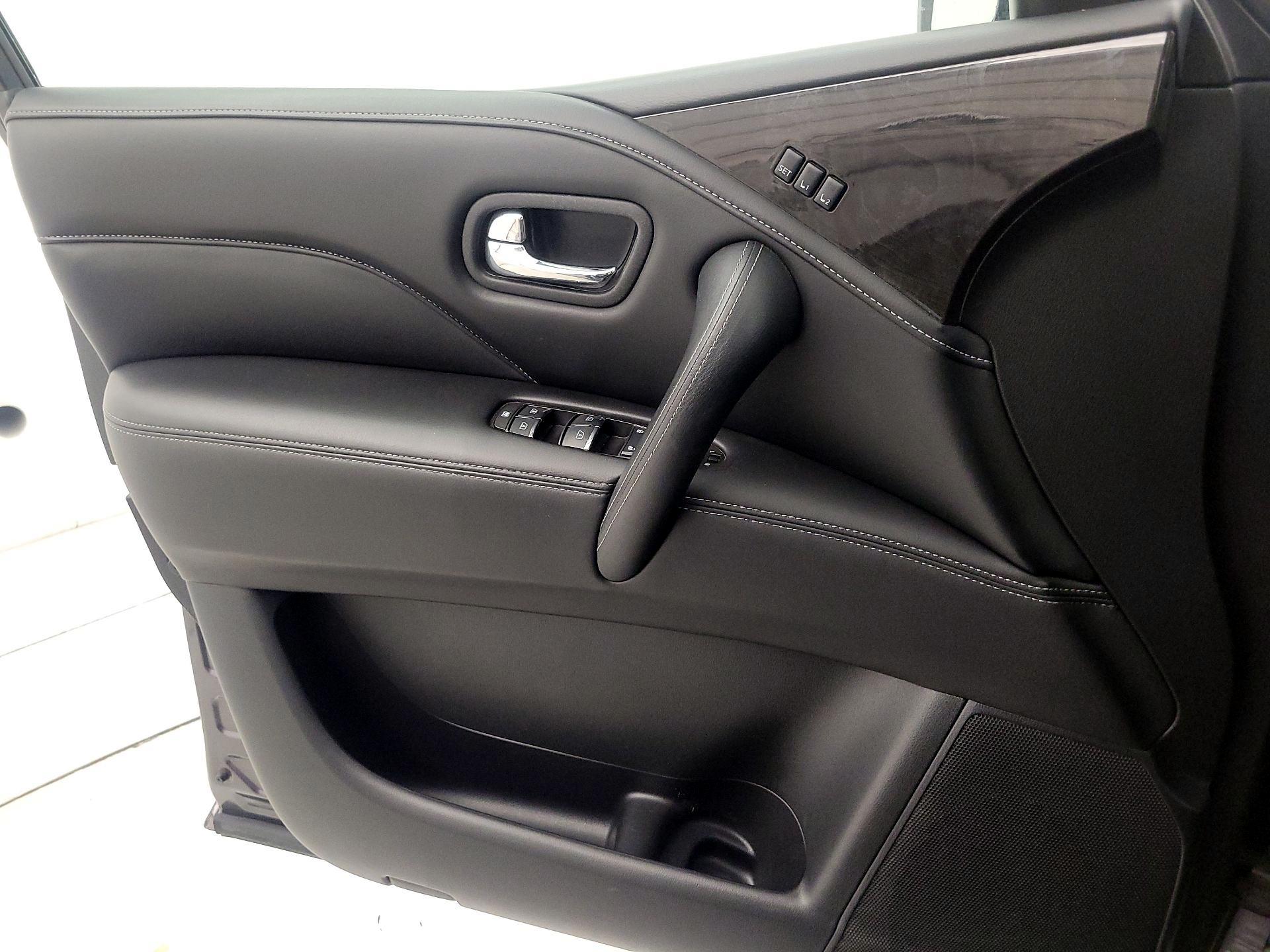 Thumbnail: 2024 INFINITI QX80 - 12