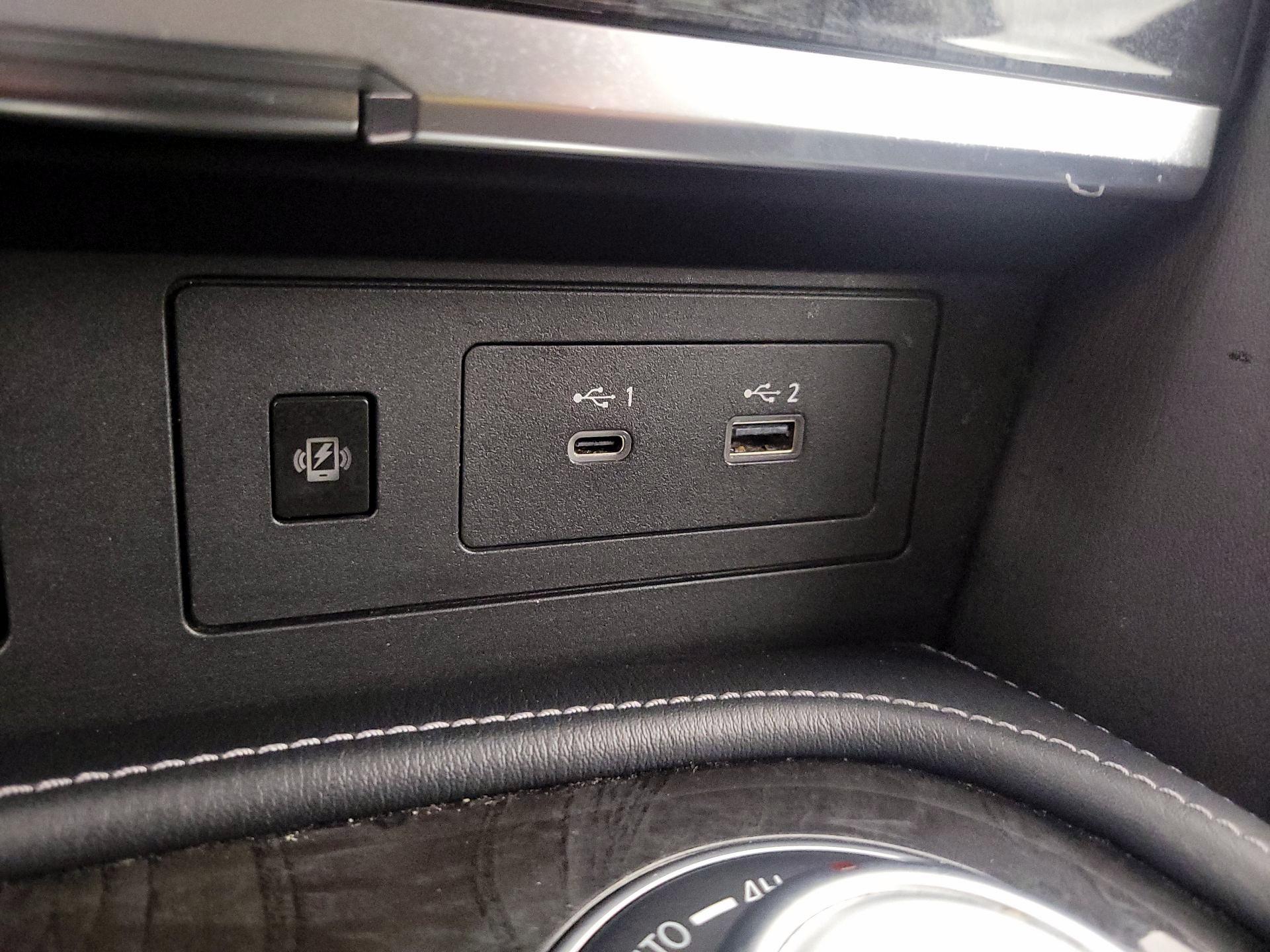 Thumbnail: 2024 INFINITI QX80 - 18