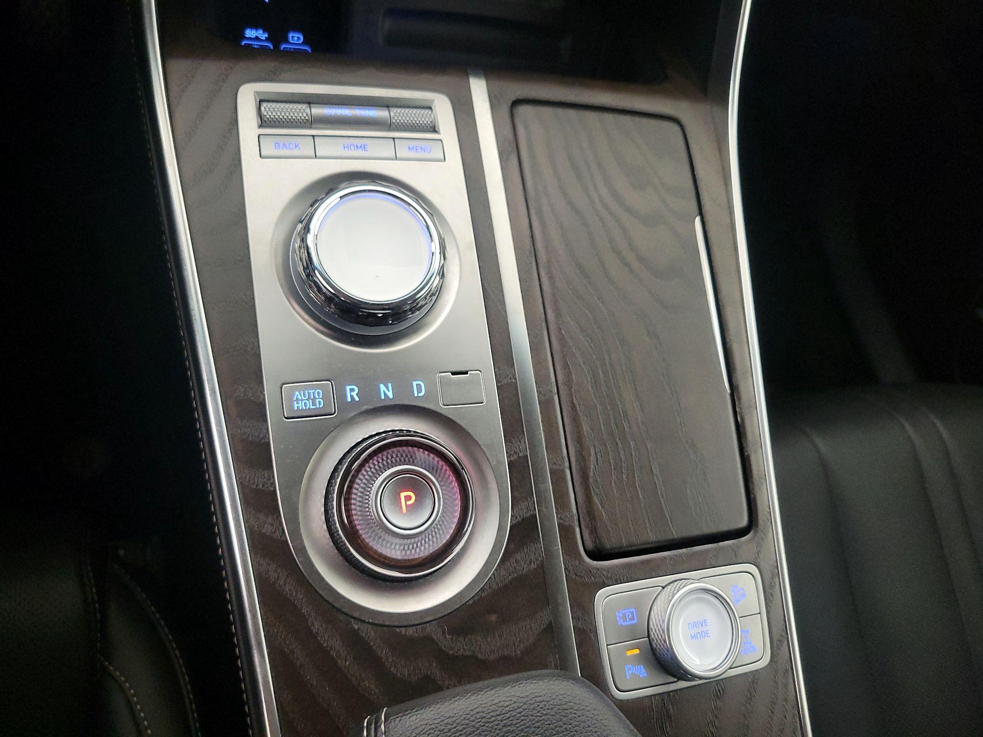 Thumbnail: 2024 Genesis GV80 - 18