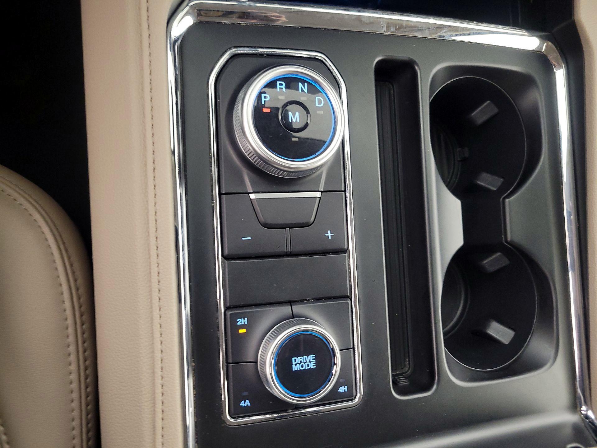 Thumbnail: 2024 Ford Expedition MAX - 18