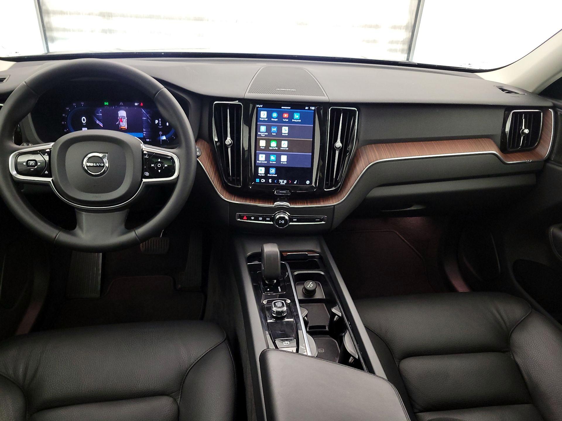 Thumbnail: 2024 Volvo XC60 - 9