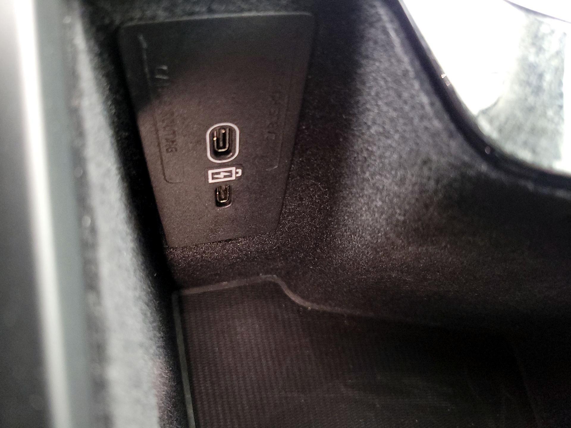 Thumbnail: 2024 Volvo XC60 - 18