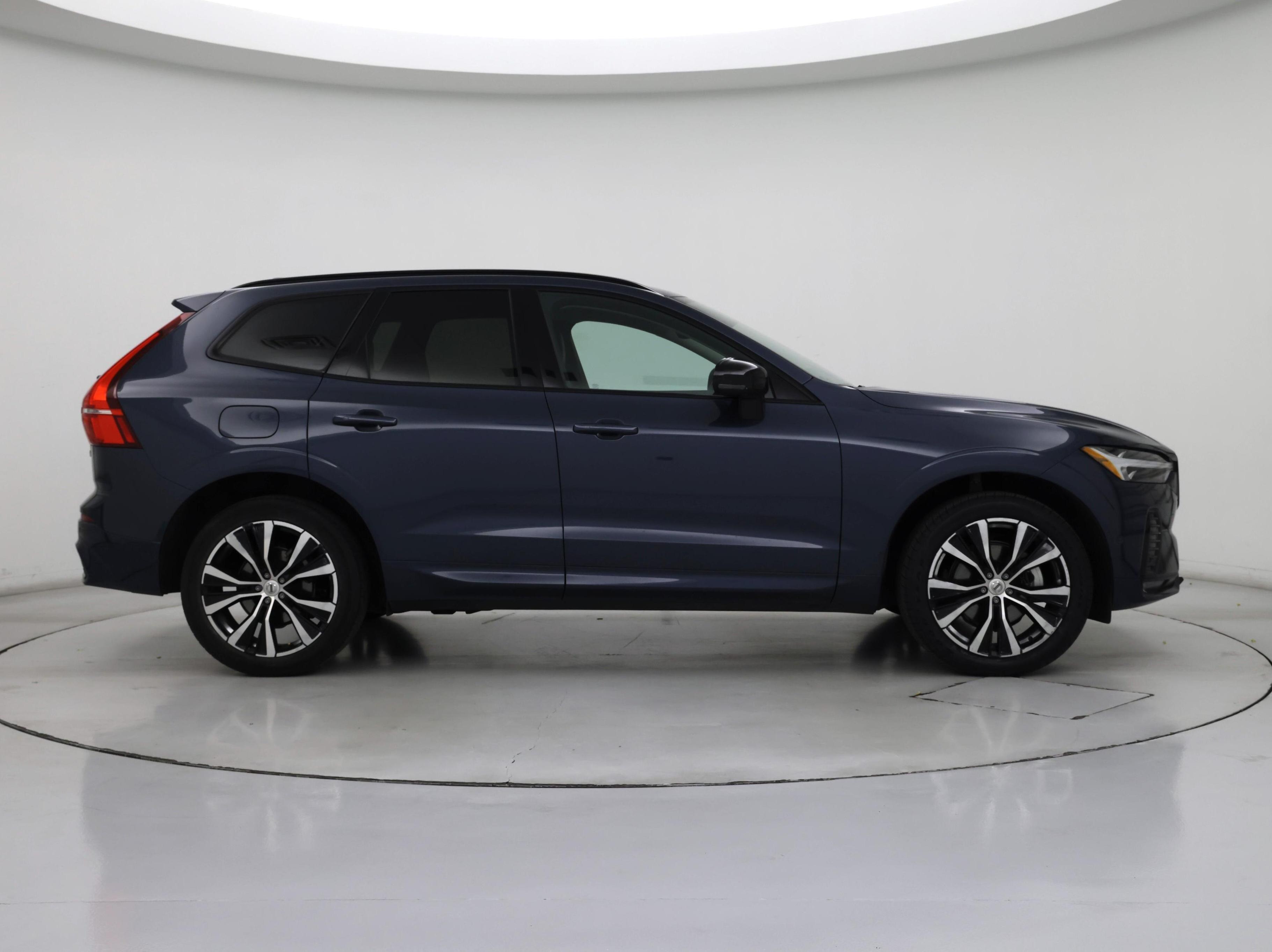 Thumbnail: 2024 Volvo XC60 - 7