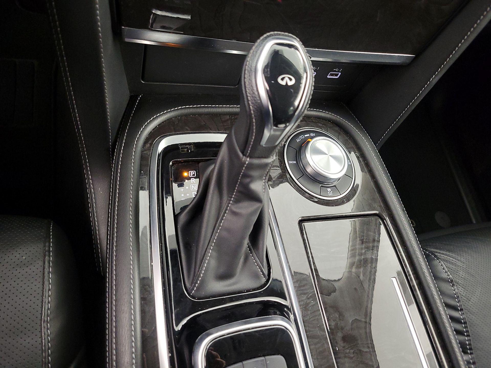 Thumbnail: 2024 INFINITI QX80 - 17