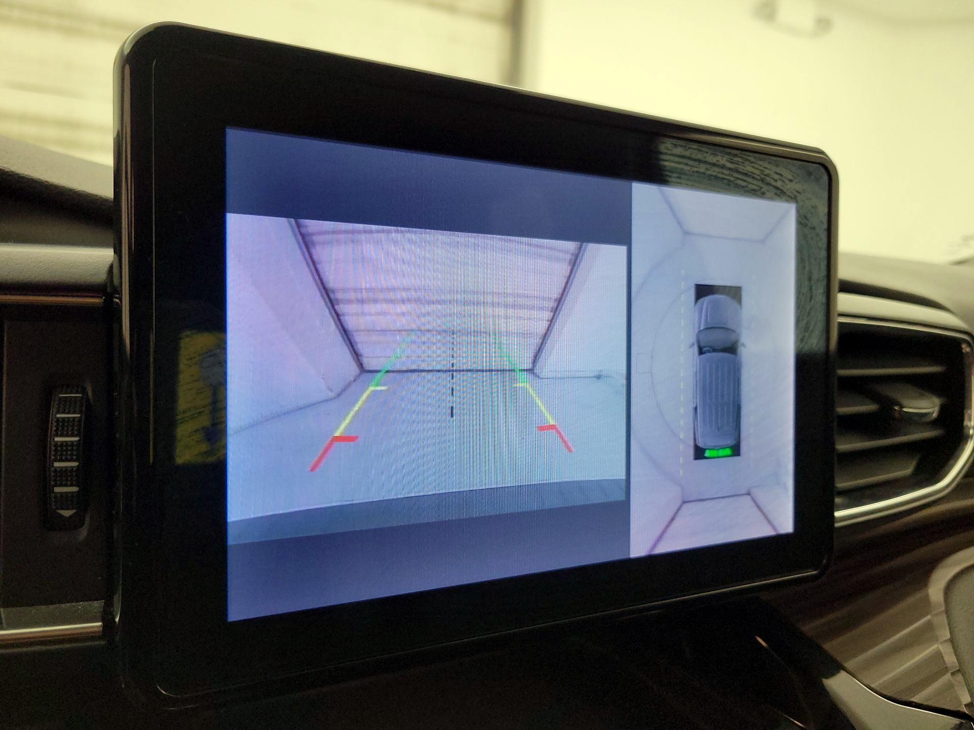 Thumbnail: 2023 Ford Explorer - 15