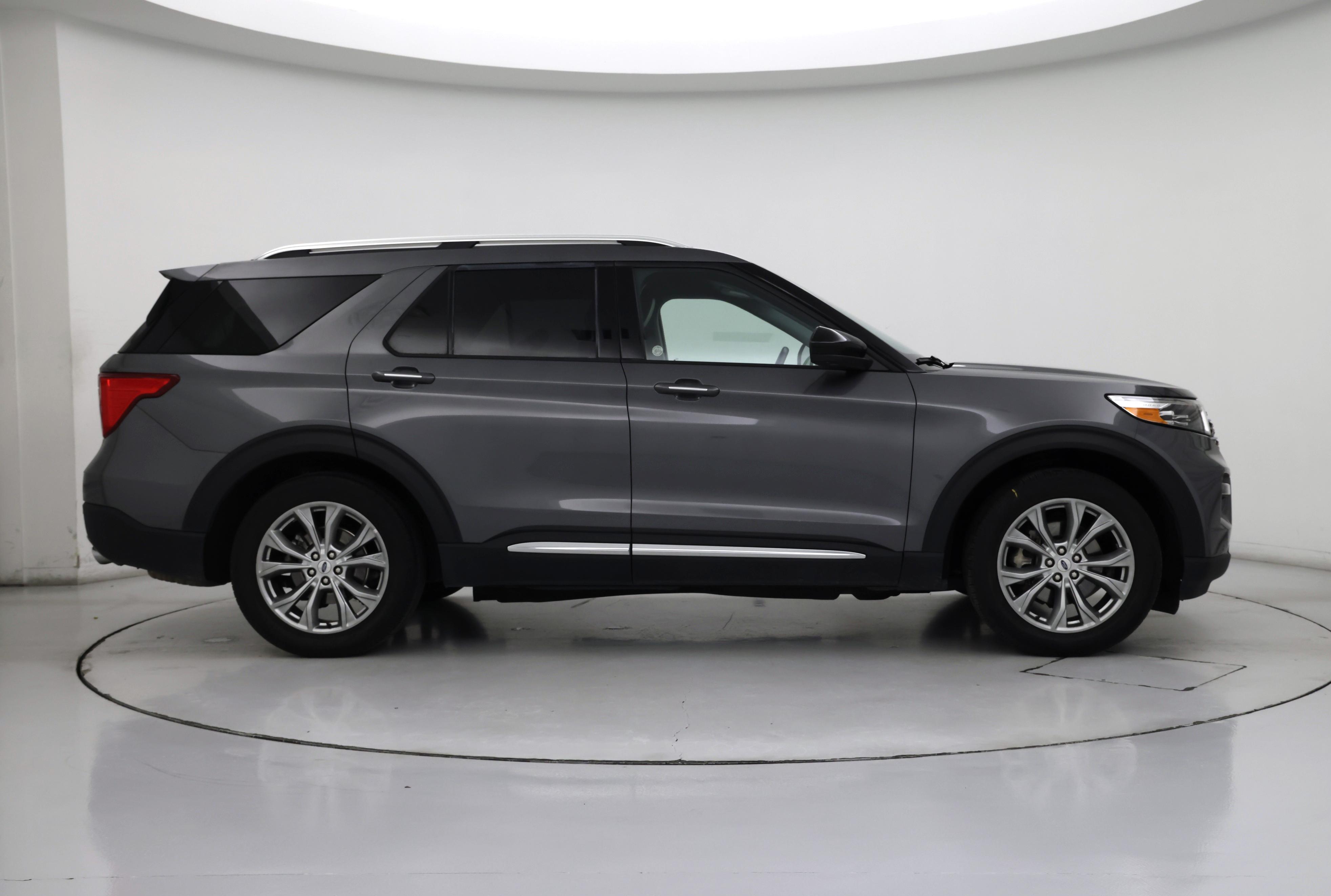 Thumbnail: 2023 Ford Explorer - 7