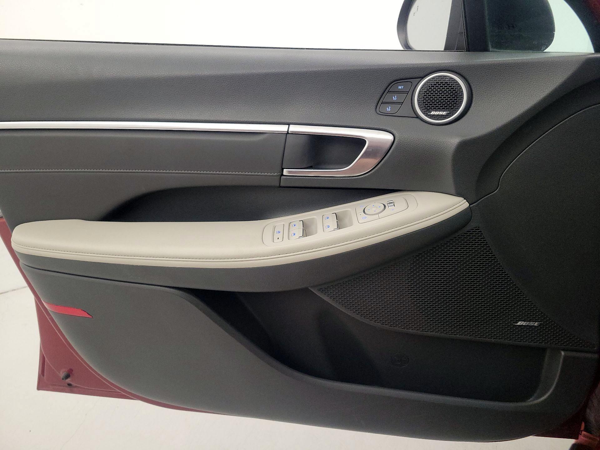 Thumbnail: 2023 Hyundai Sonata - 12