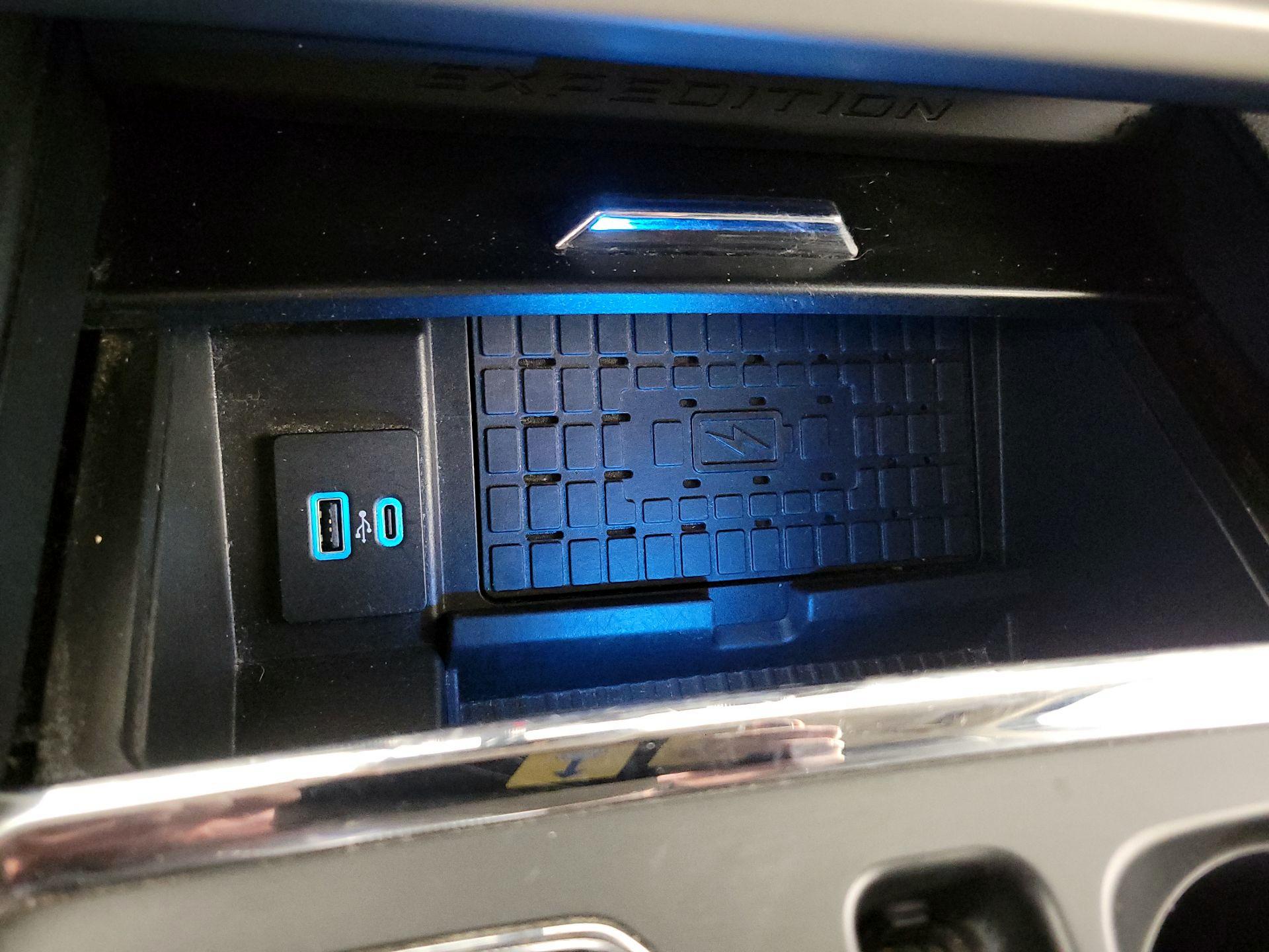 Thumbnail: 2023 Ford Expedition MAX - 19