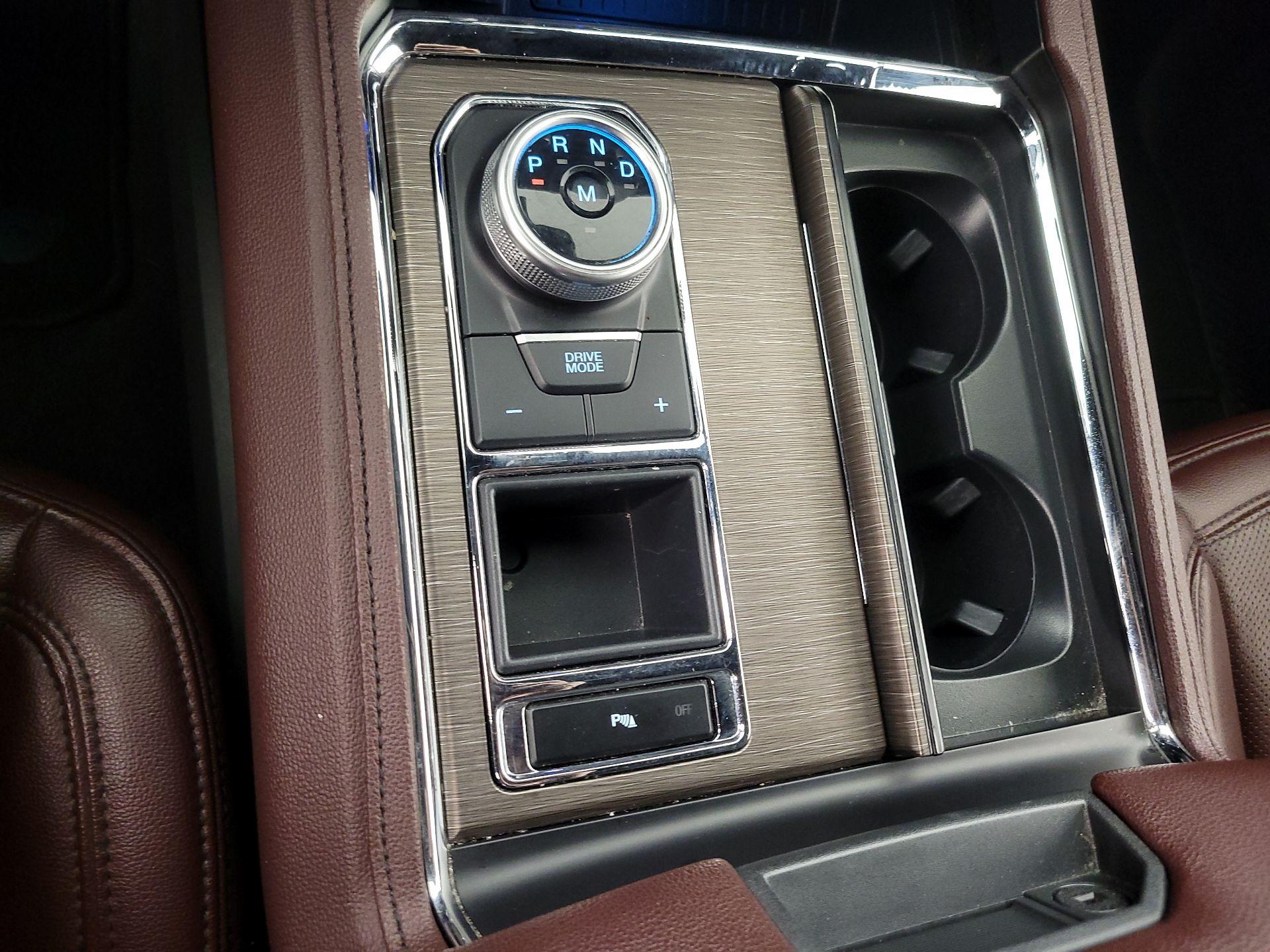 Thumbnail: 2024 Ford Expedition MAX - 17