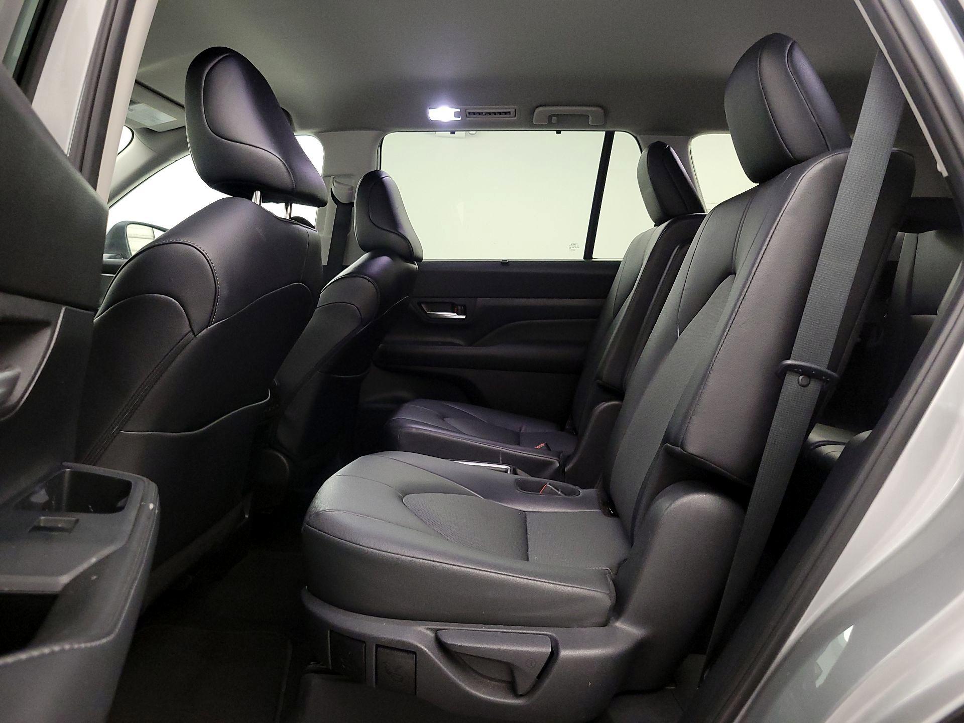 Thumbnail: 2025 Toyota Grand Highlander - 19