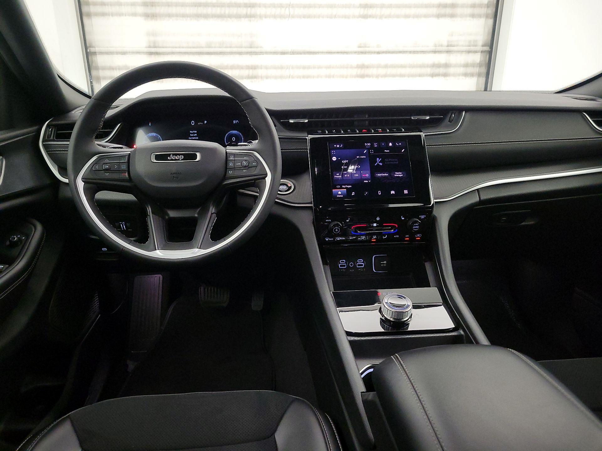 Thumbnail: 2024 Jeep Grand Cherokee - 9