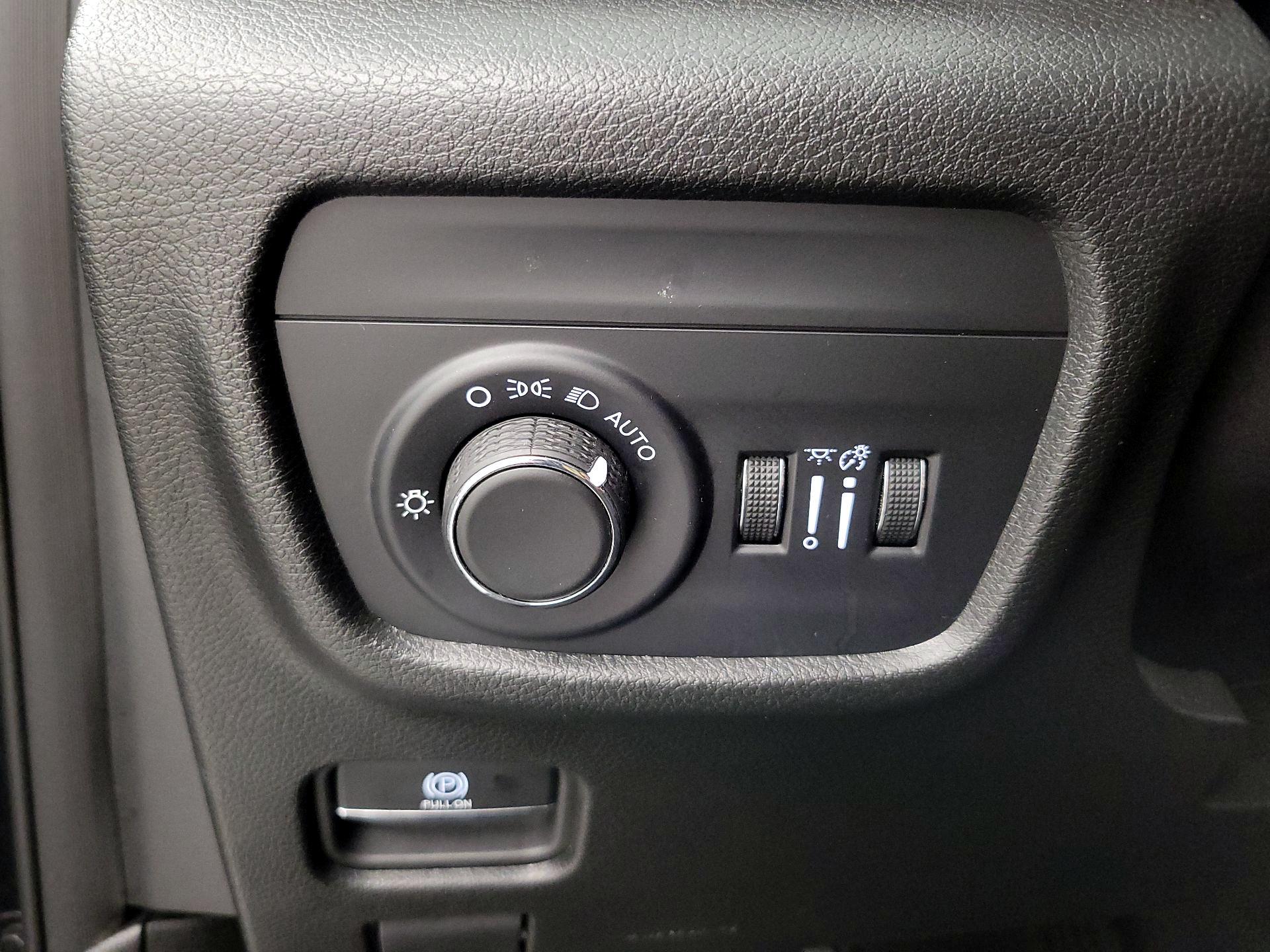 Thumbnail: 2024 Jeep Grand Cherokee - 13