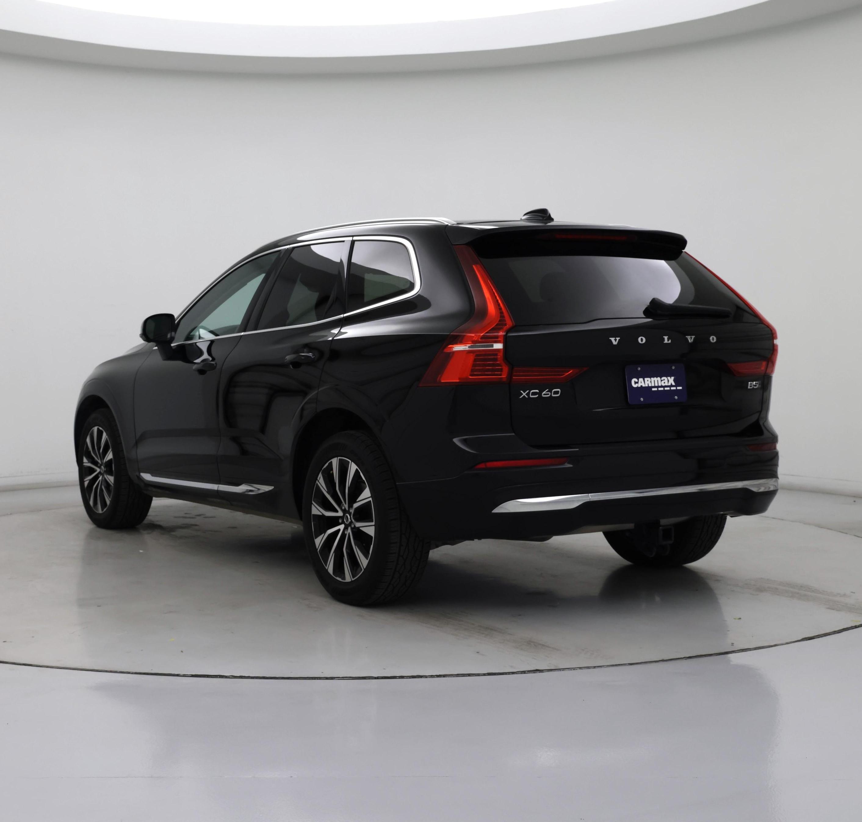 Thumbnail: 2023 Volvo XC60 - 2