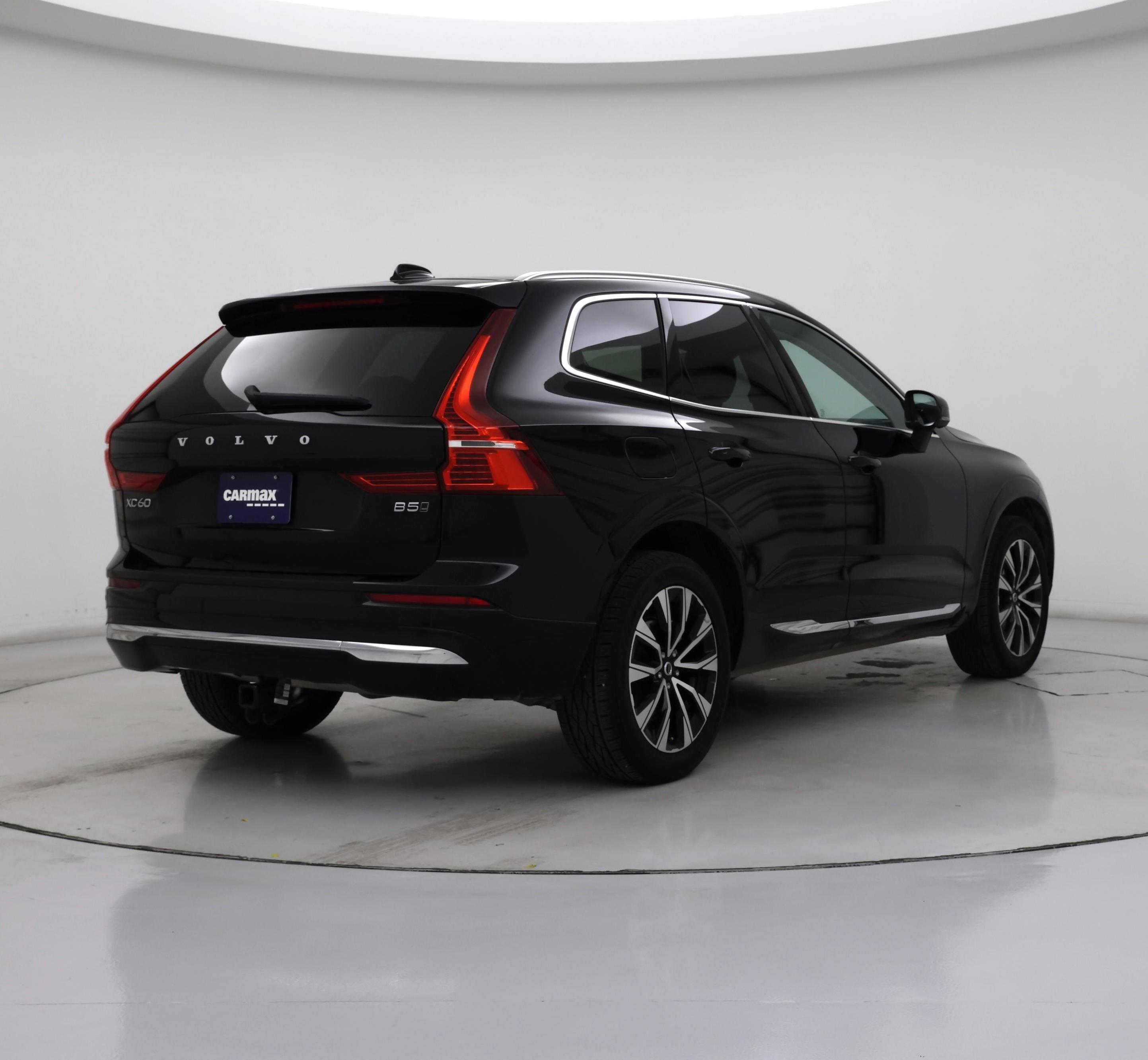 Thumbnail: 2023 Volvo XC60 - 8