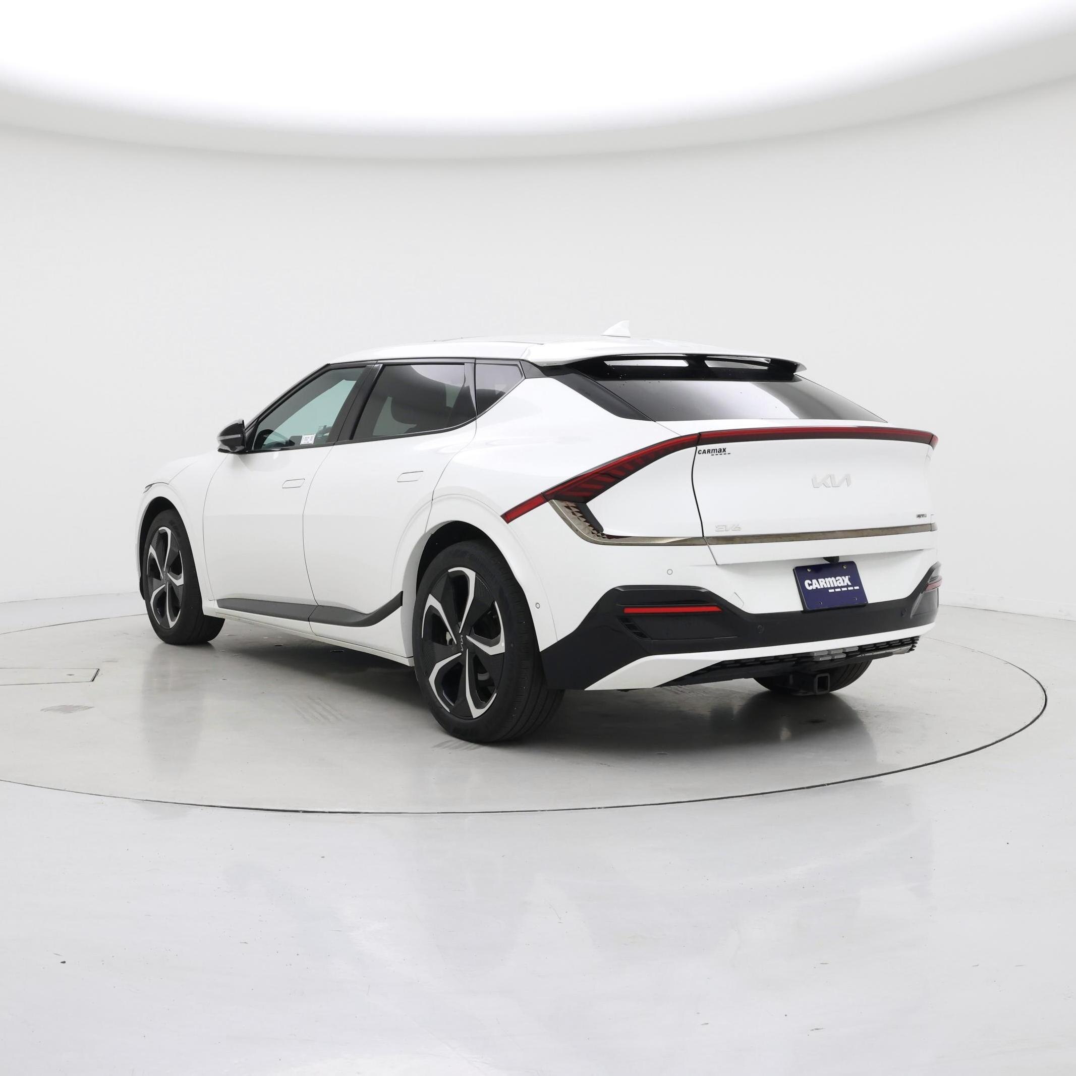 Thumbnail: 2023 Kia EV6 - 2