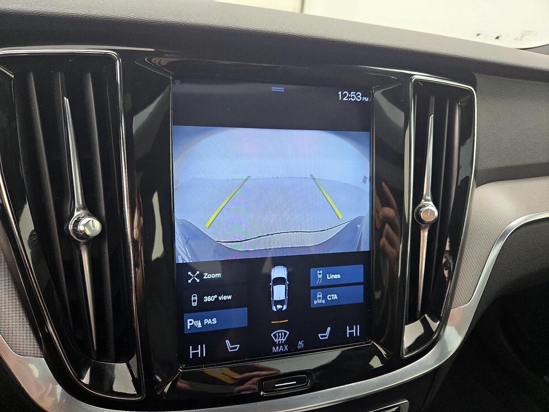 Thumbnail: 2019 Volvo S60 - 15