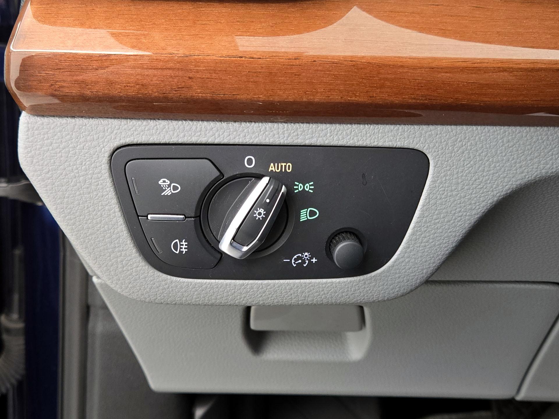 Thumbnail: 2022 Audi Q5 - 13