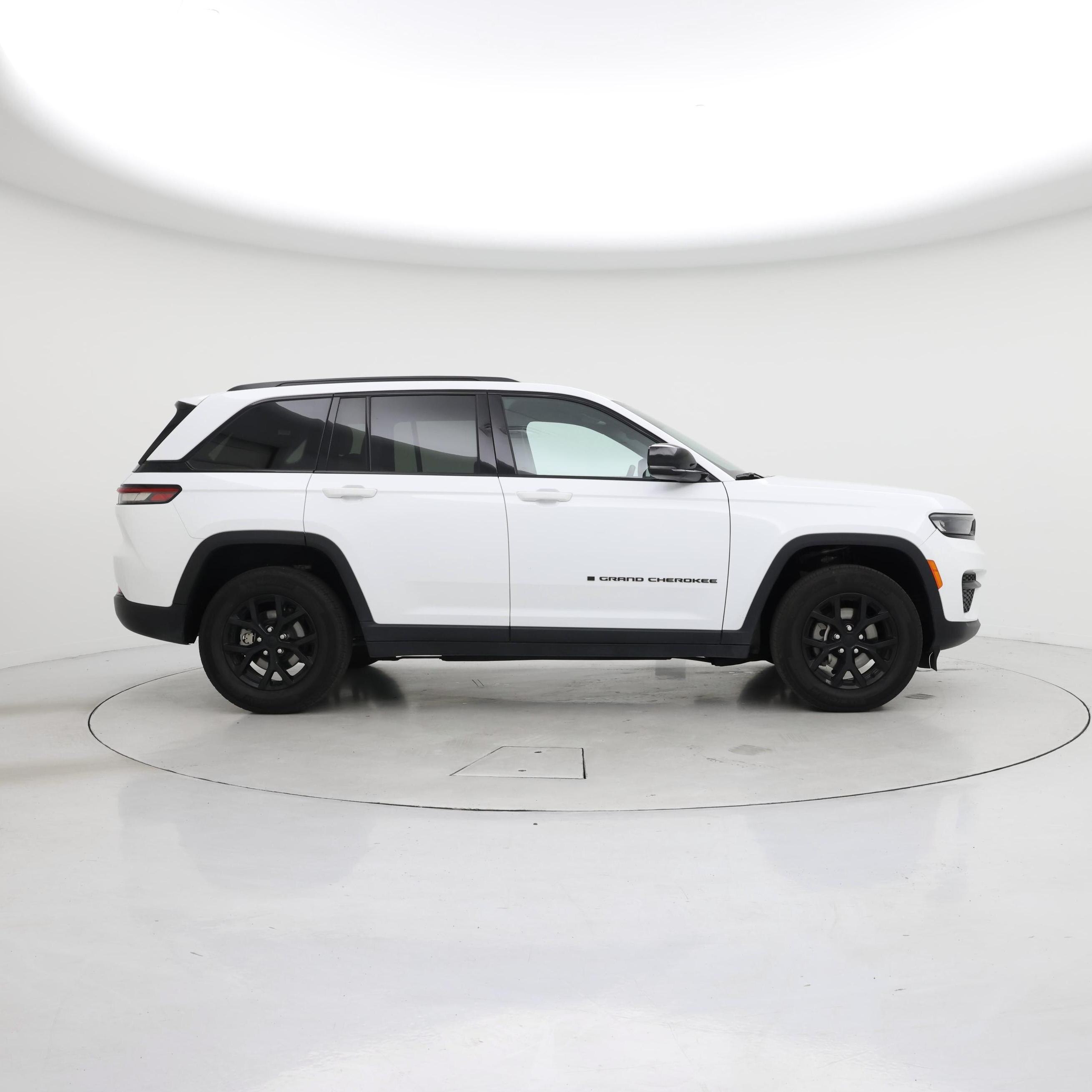 Thumbnail: 2024 Jeep Grand Cherokee - 7