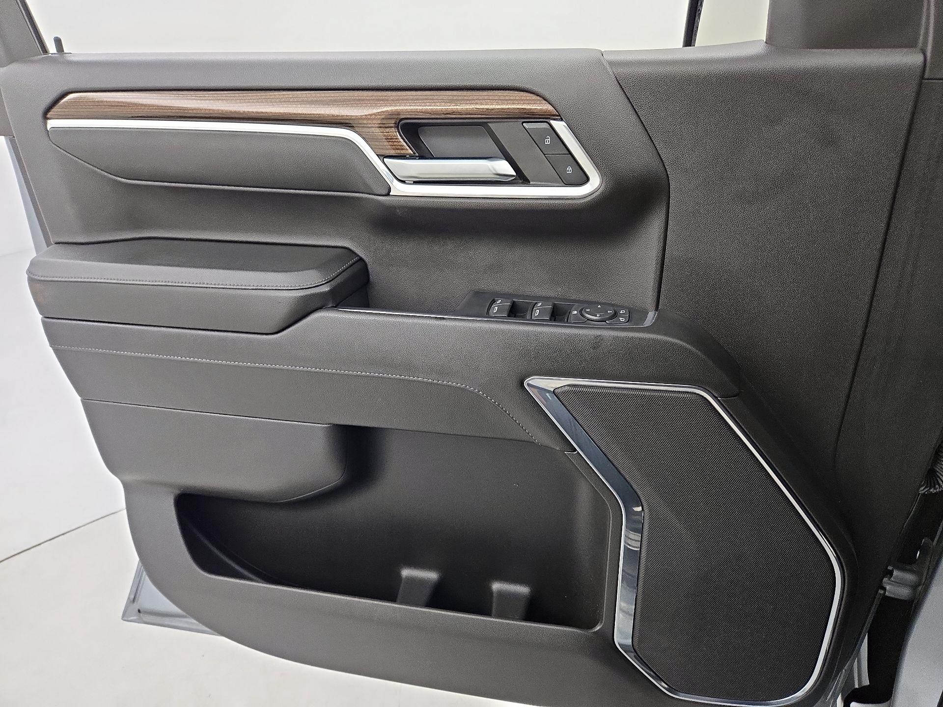 Thumbnail: 2024 Chevrolet Silverado 1500 - 12