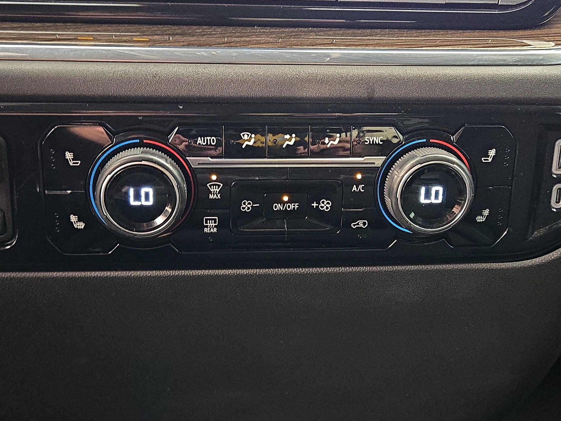 Thumbnail: 2024 Chevrolet Silverado 1500 - 16