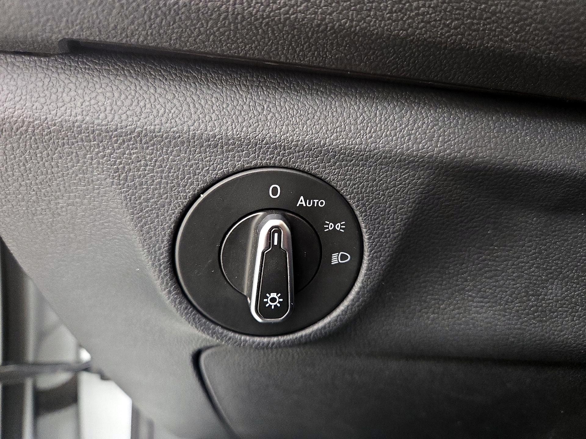 Thumbnail: 2023 Volkswagen Jetta - 13