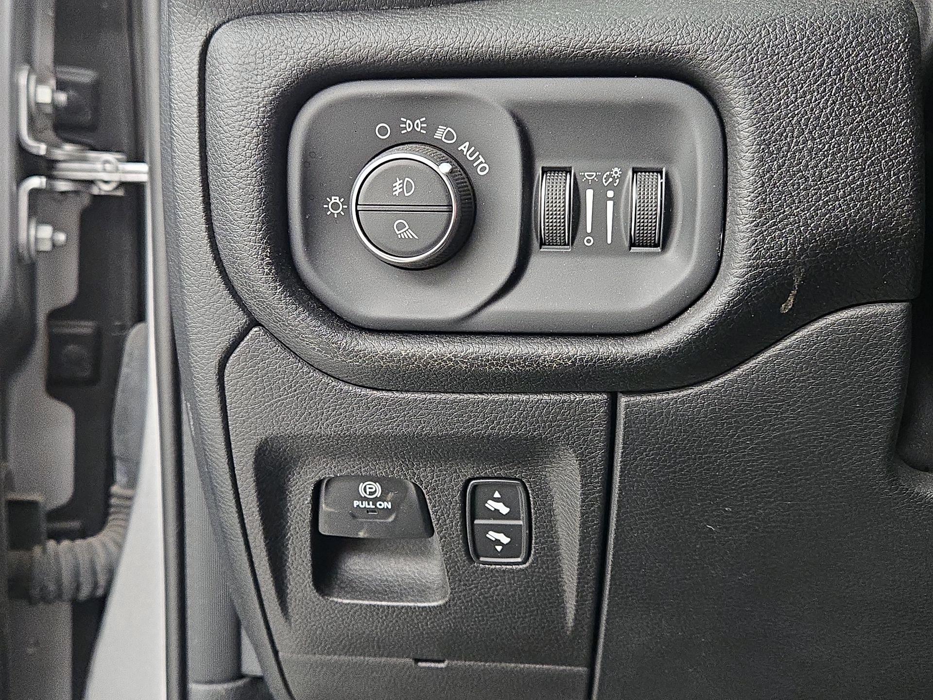 Thumbnail: 2022 RAM 1500 - 13