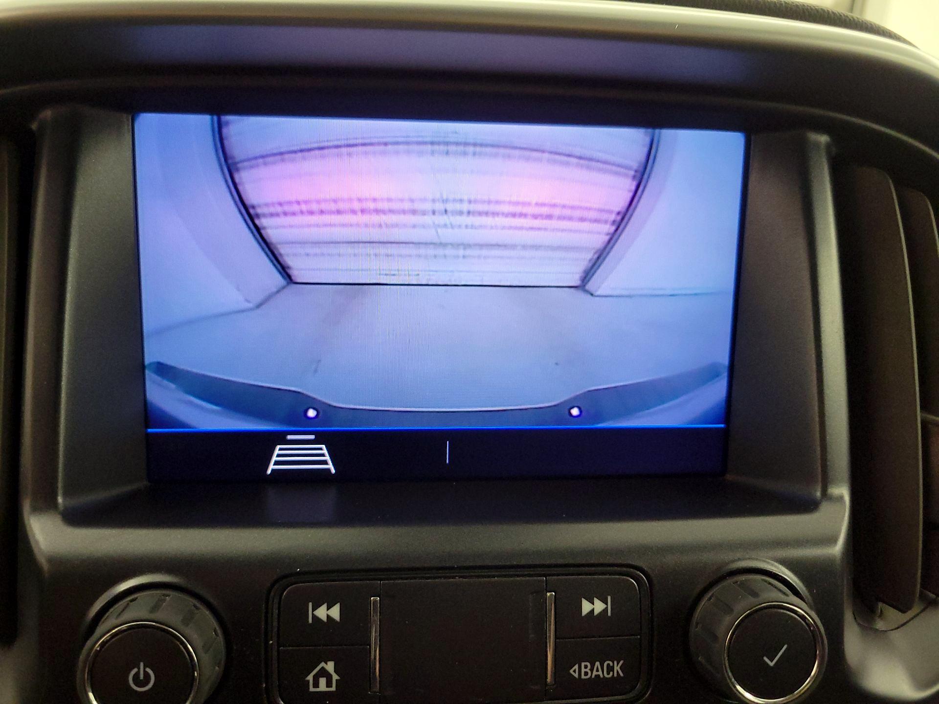 Thumbnail: 2022 Chevrolet Colorado - 14