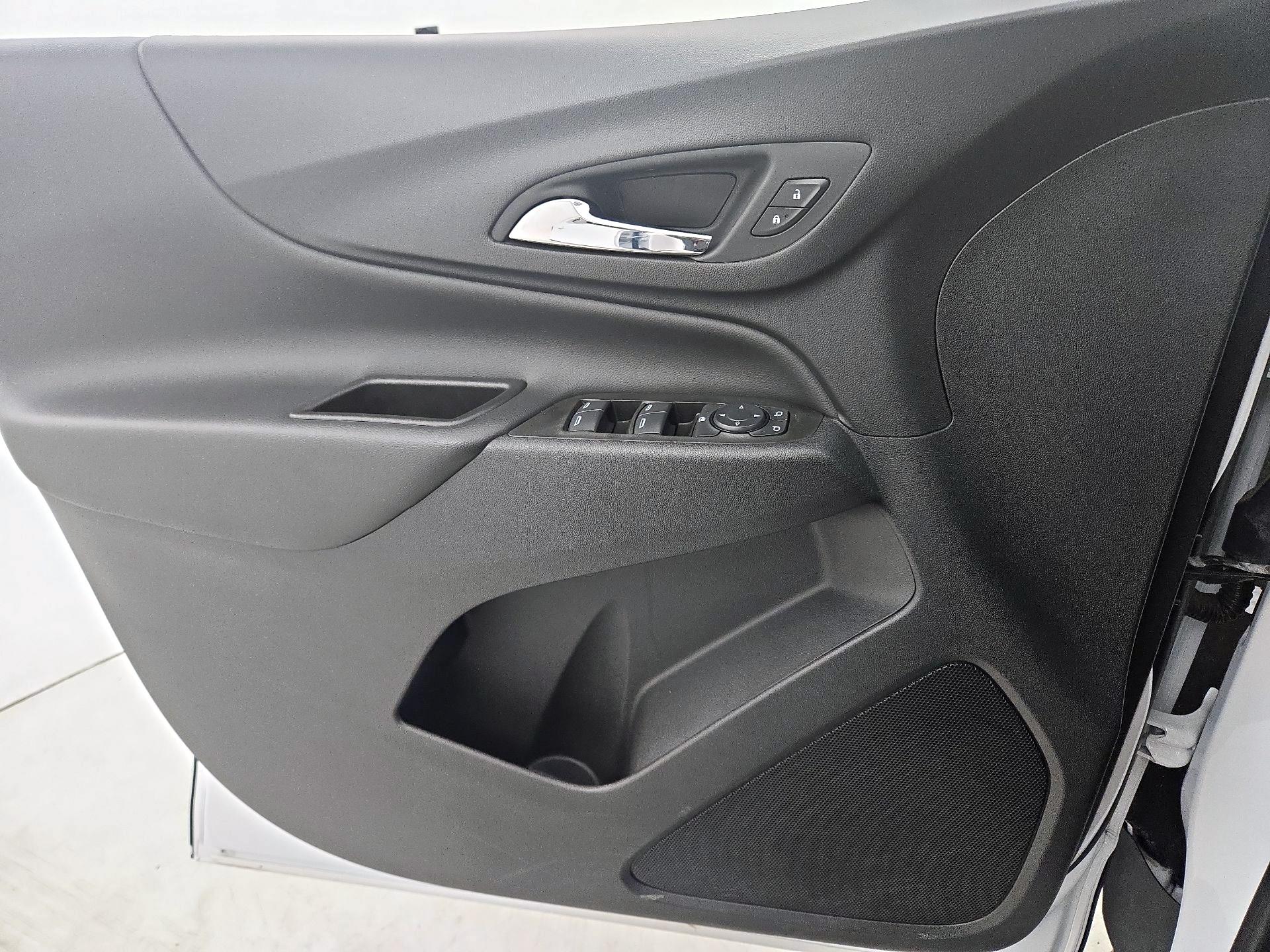 Thumbnail: 2022 Chevrolet Equinox - 12