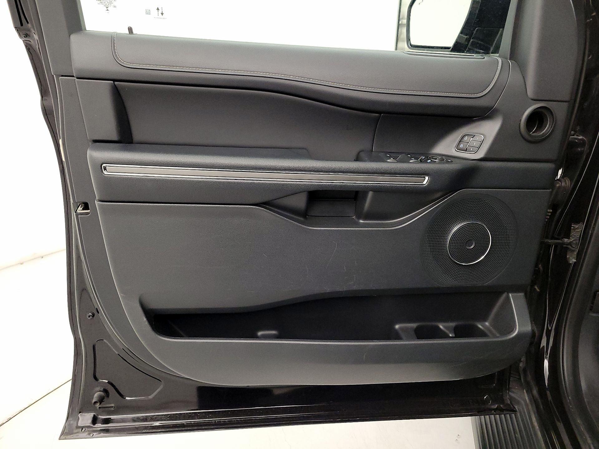 Thumbnail: 2024 Ford Expedition - 12