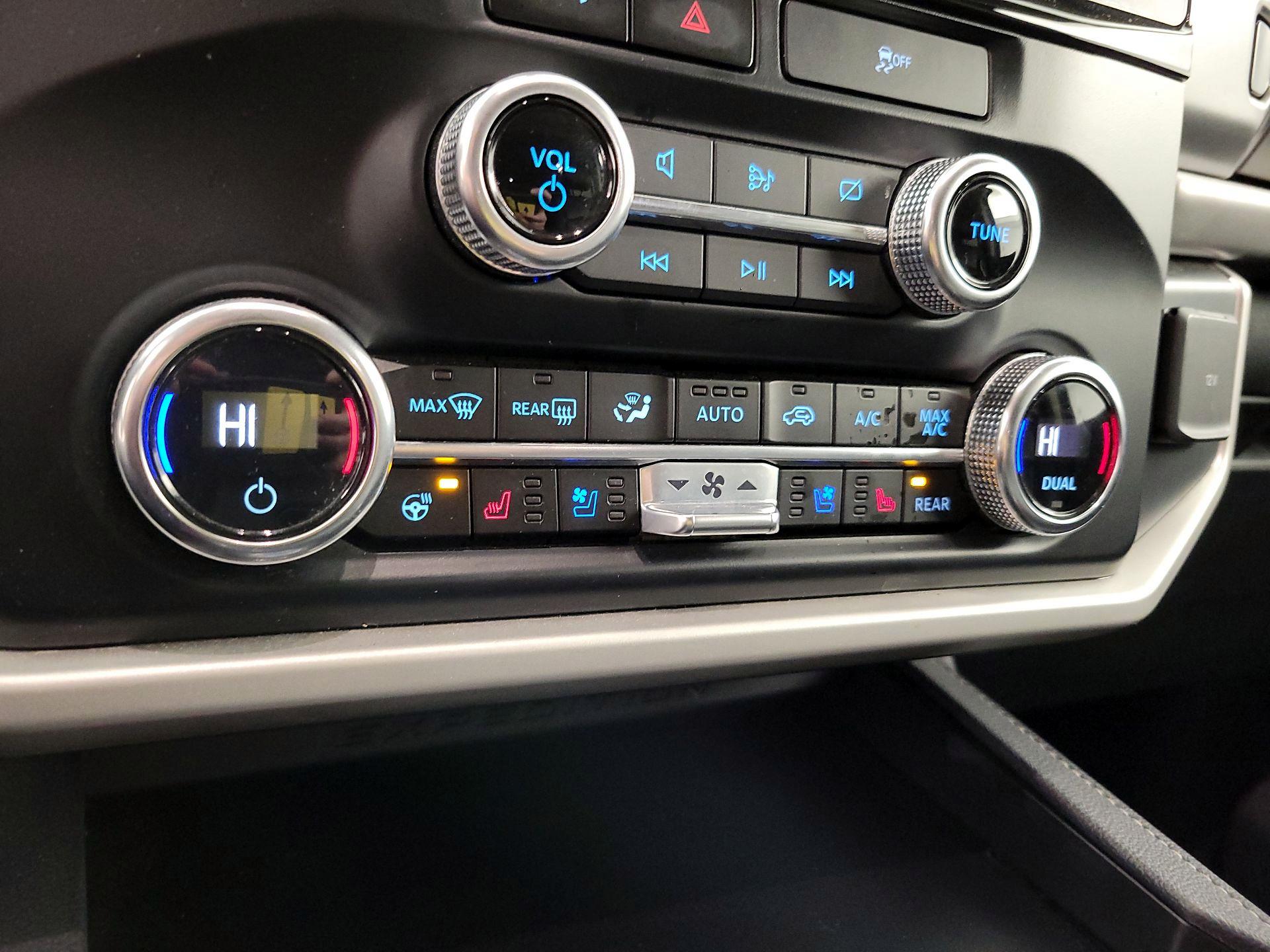 Thumbnail: 2024 Ford Expedition - 17