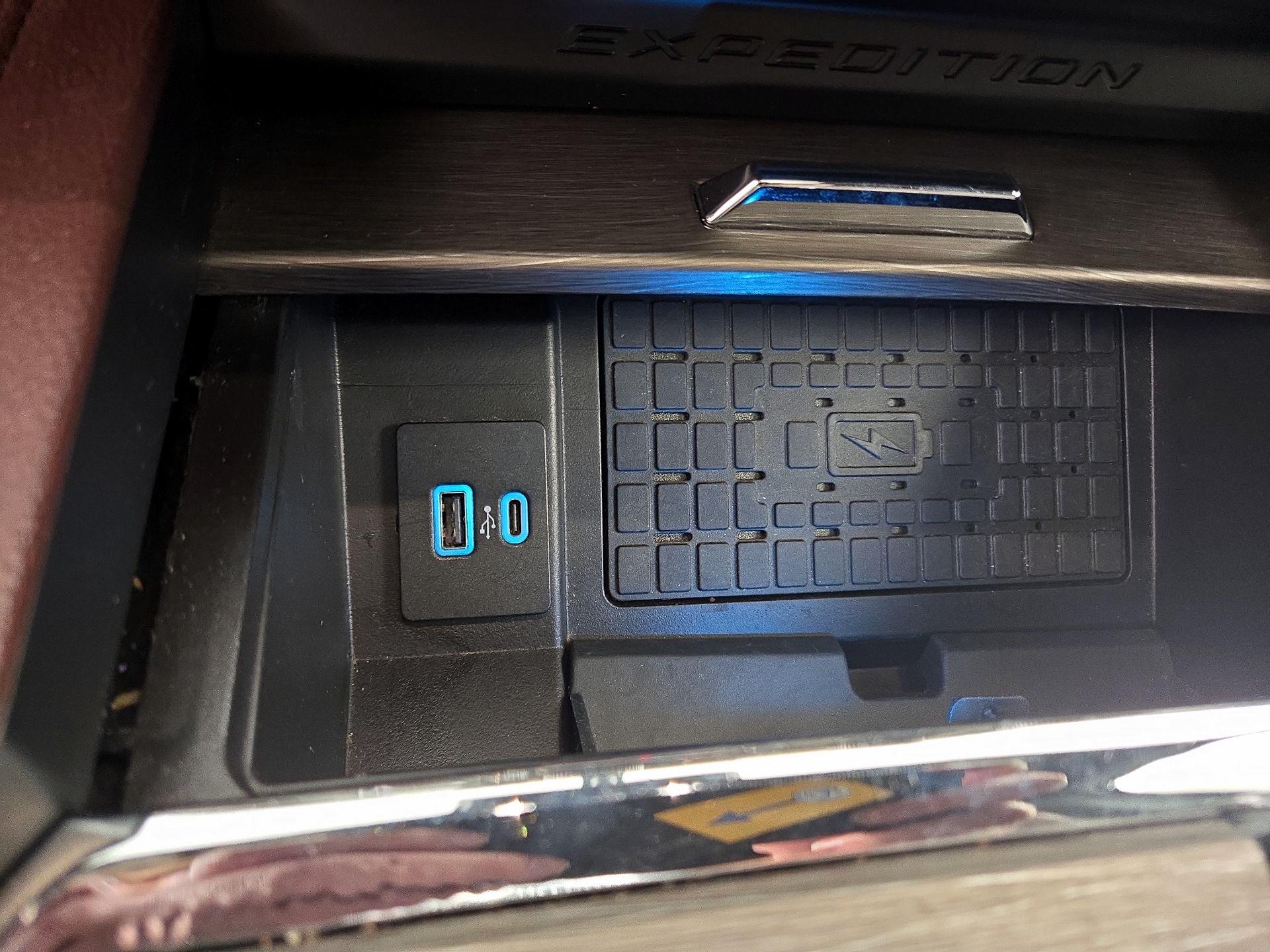 Thumbnail: 2024 Ford Expedition - 19