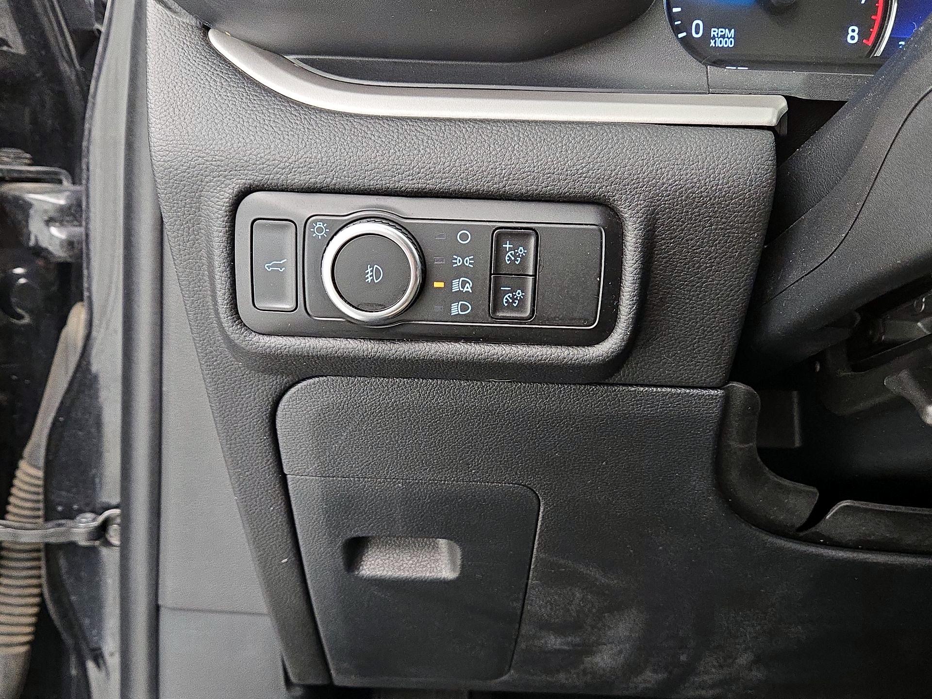 Thumbnail: 2023 Ford Explorer - 13