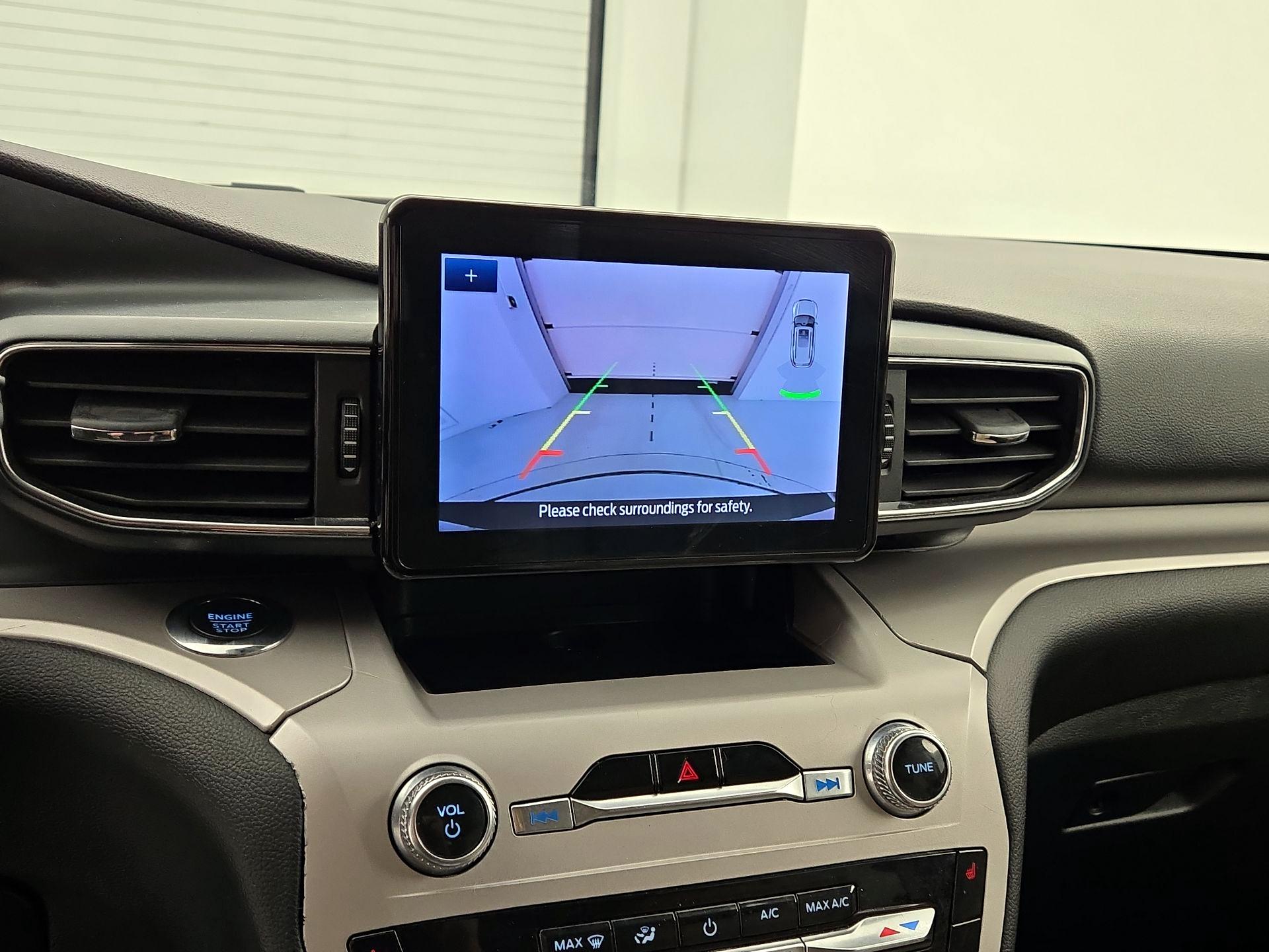 Thumbnail: 2023 Ford Explorer - 14