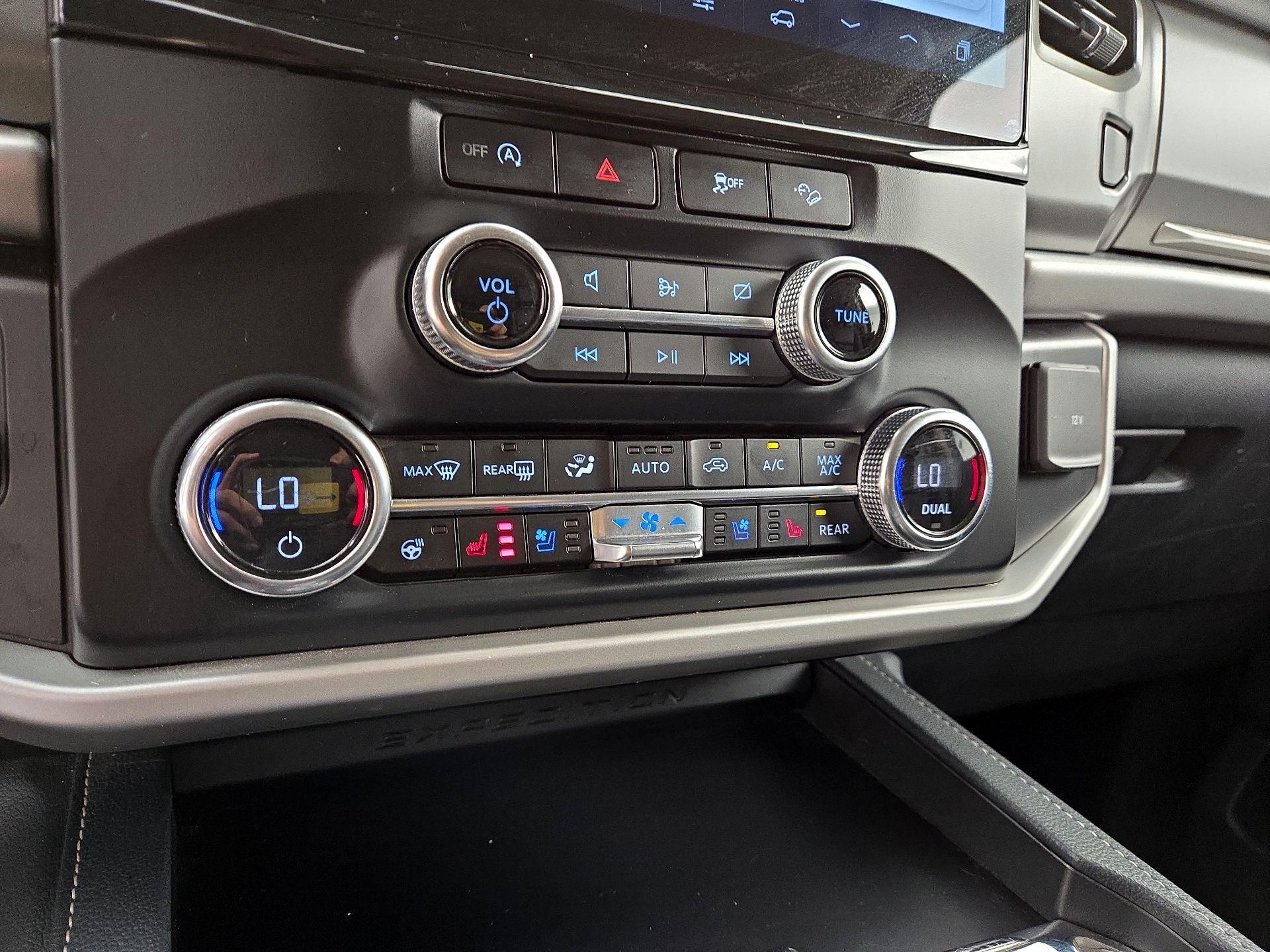 Thumbnail: 2024 Ford Expedition - 17