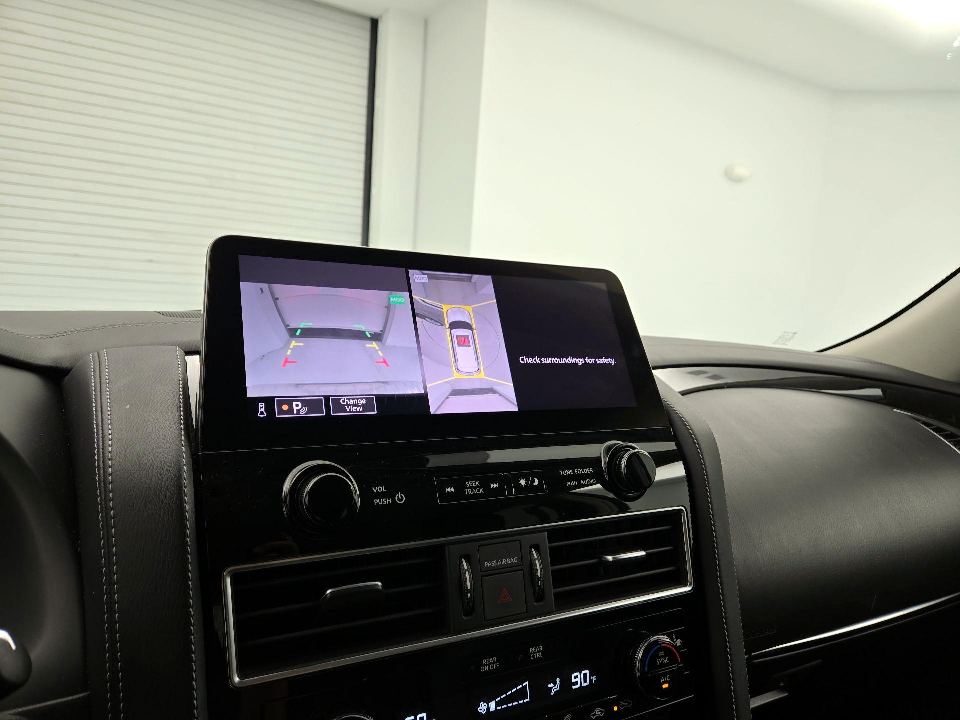 Thumbnail: 2024 INFINITI QX80 - 15