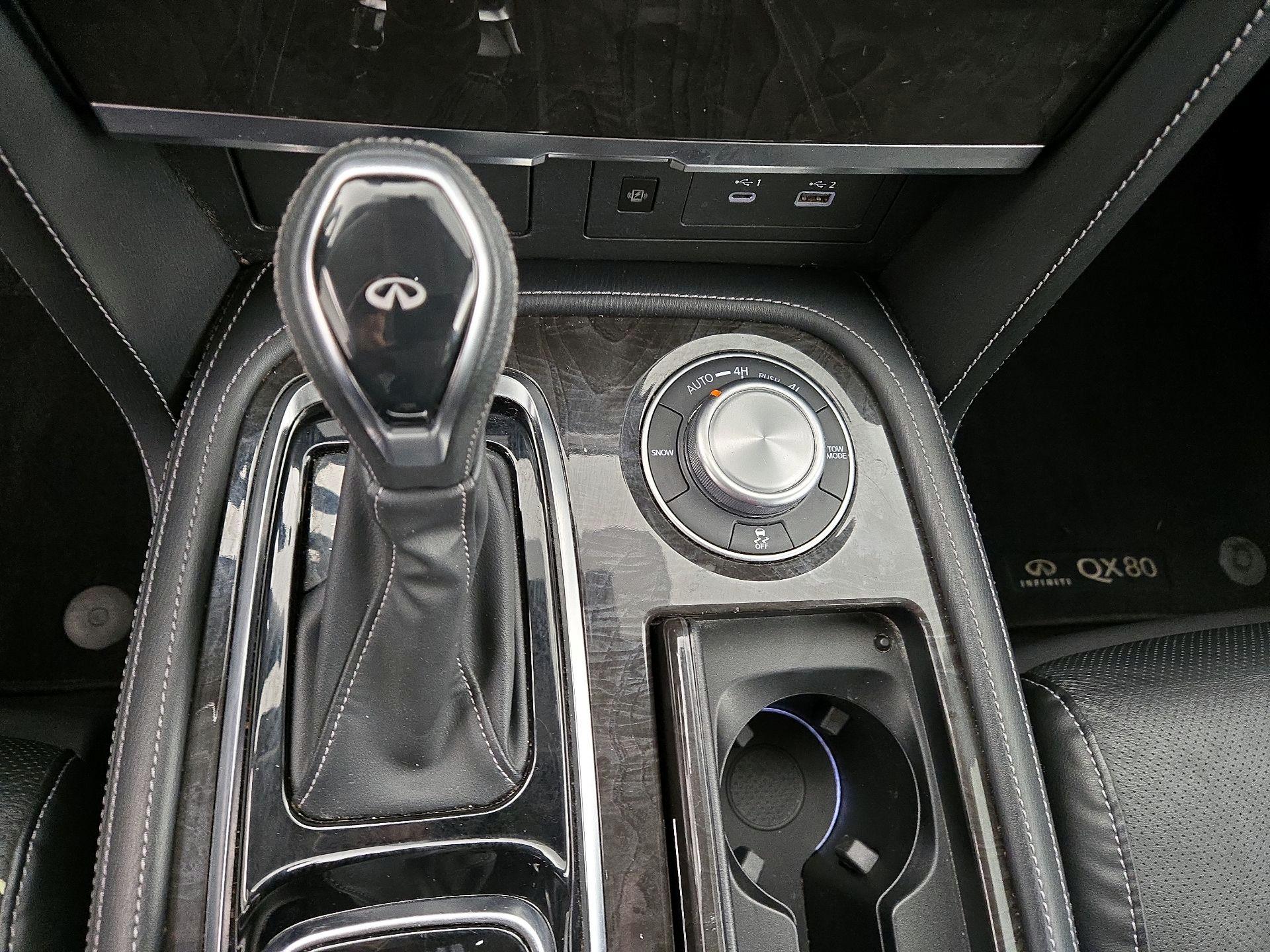 Thumbnail: 2024 INFINITI QX80 - 18