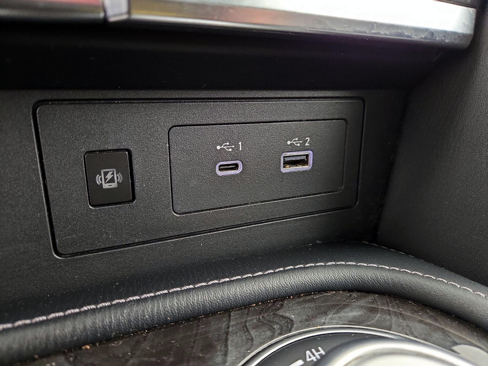 Thumbnail: 2024 INFINITI QX80 - 19