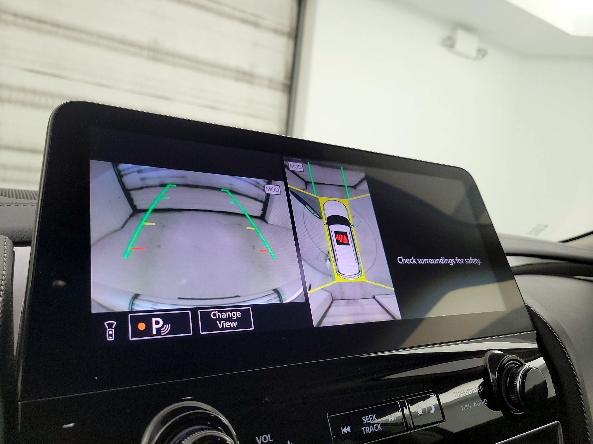 Thumbnail: 2024 INFINITI QX80 - 15