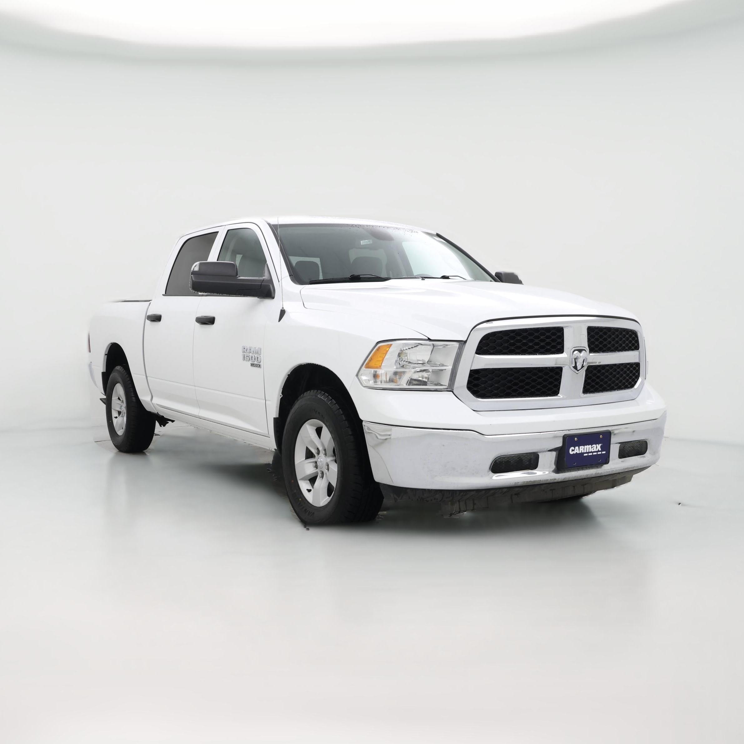 Thumbnail: 2023 RAM 1500 Classic - 1
