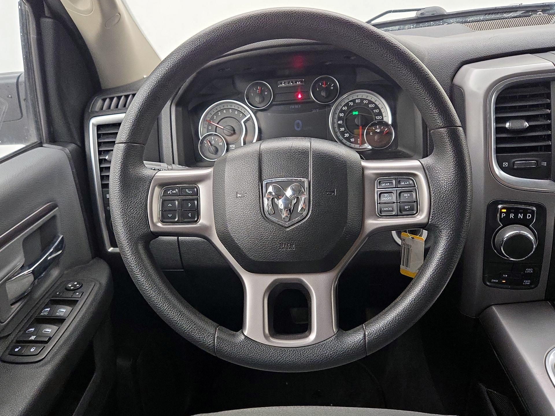 Thumbnail: 2023 RAM 1500 Classic - 10